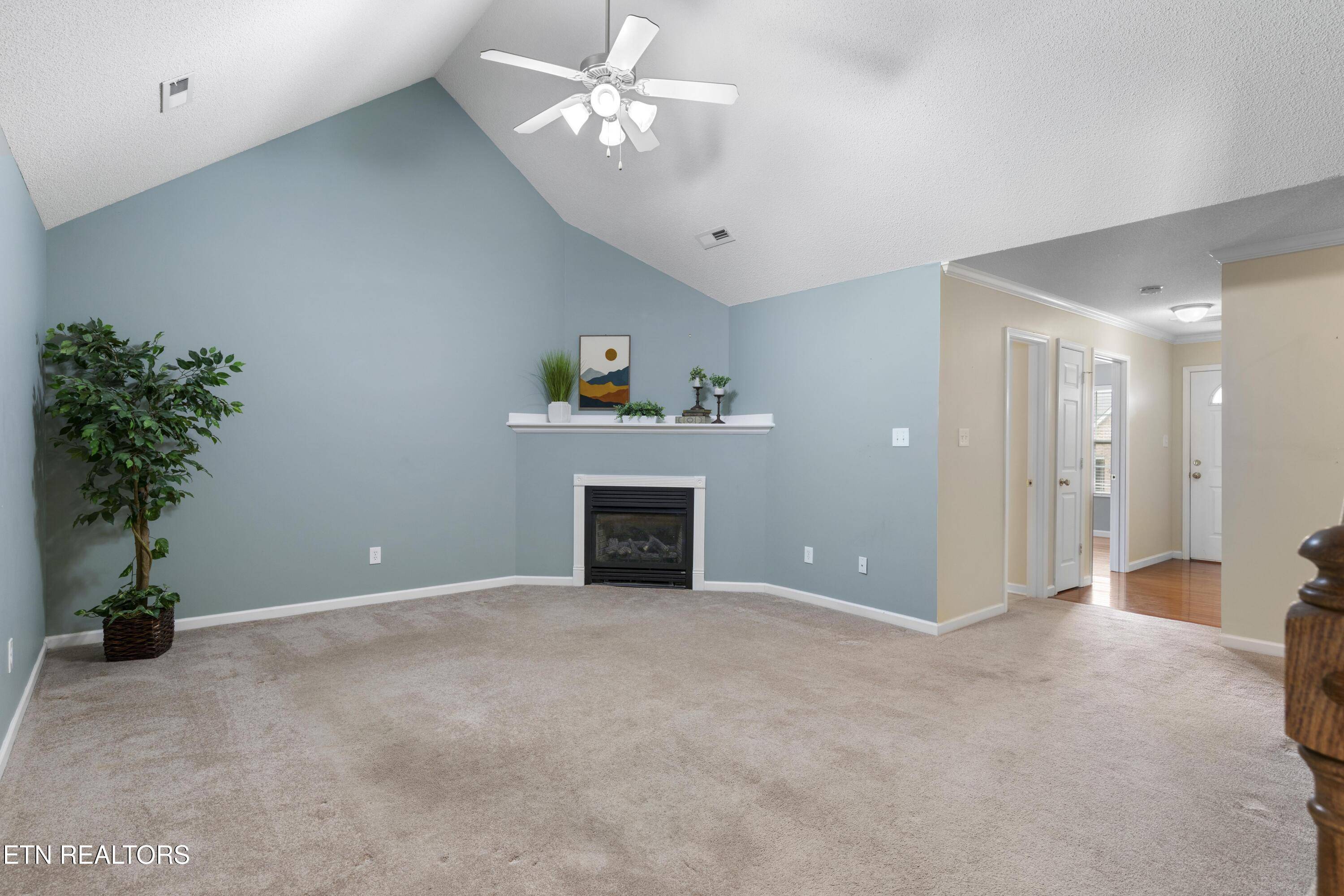 Lenoir City, TN 37771,240 El Grande LN