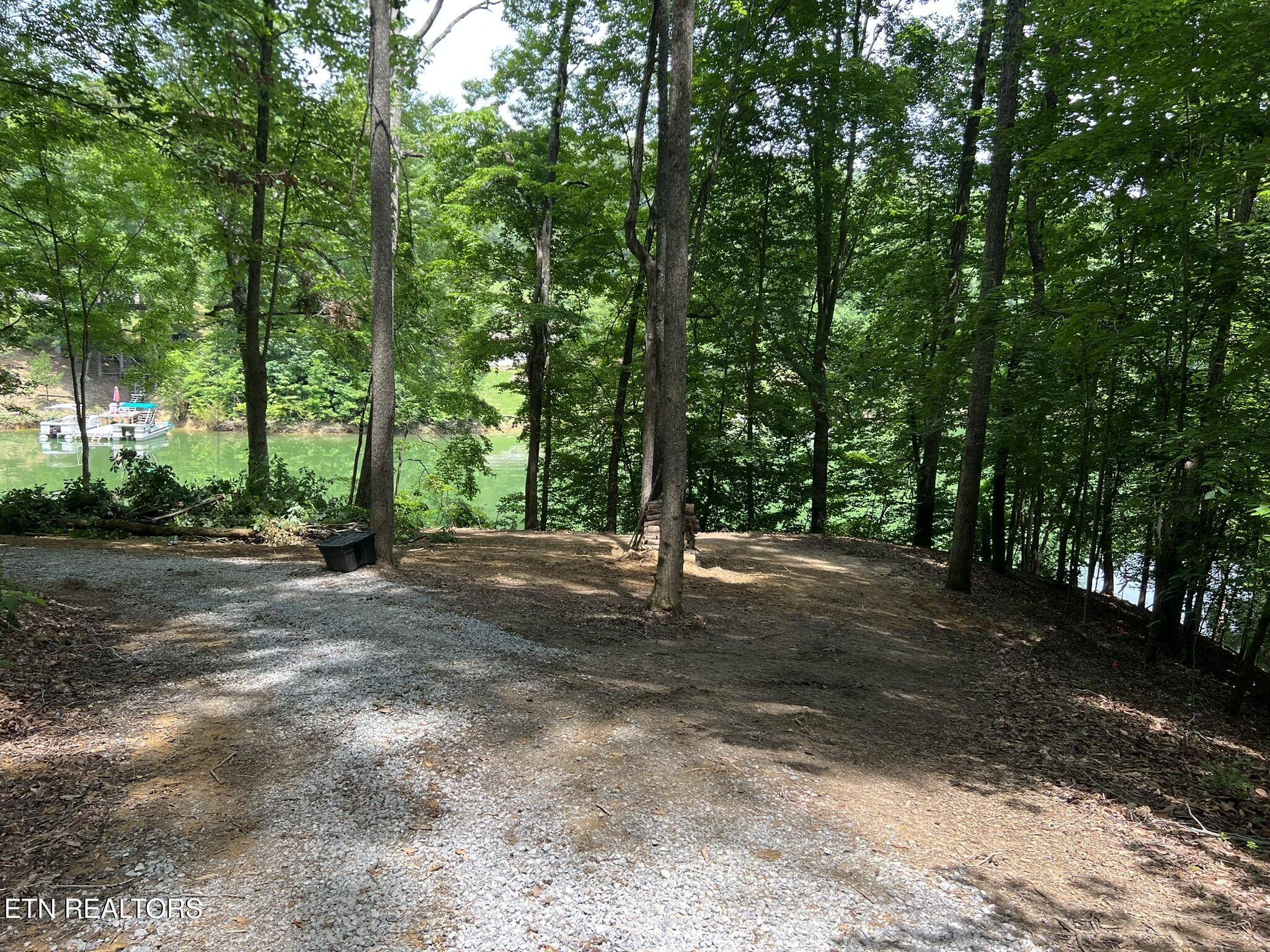 Dandridge, TN 37725,1450 Old Chisholm Tr
