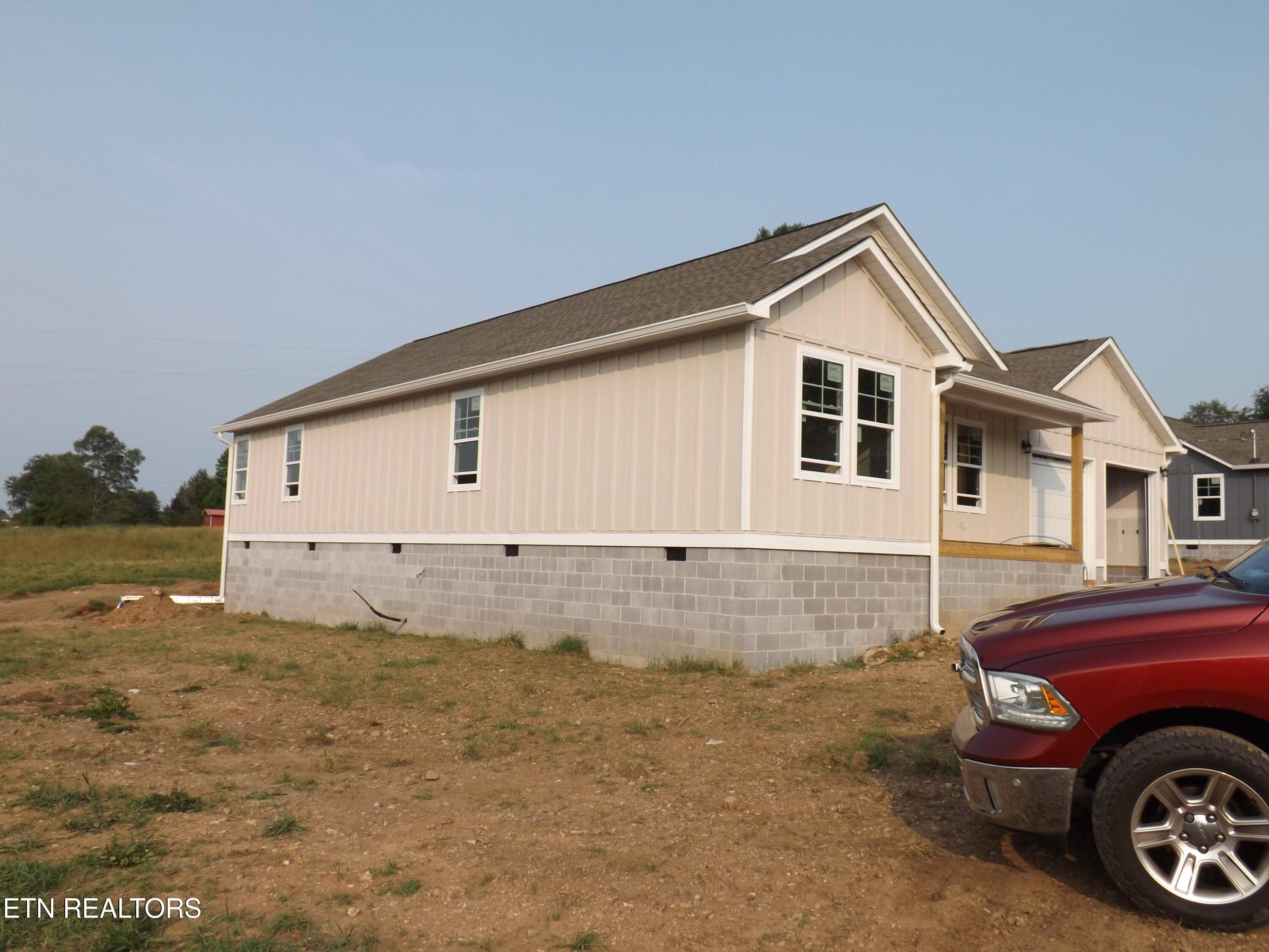 Harrogate, TN 37752,128 Nevils St