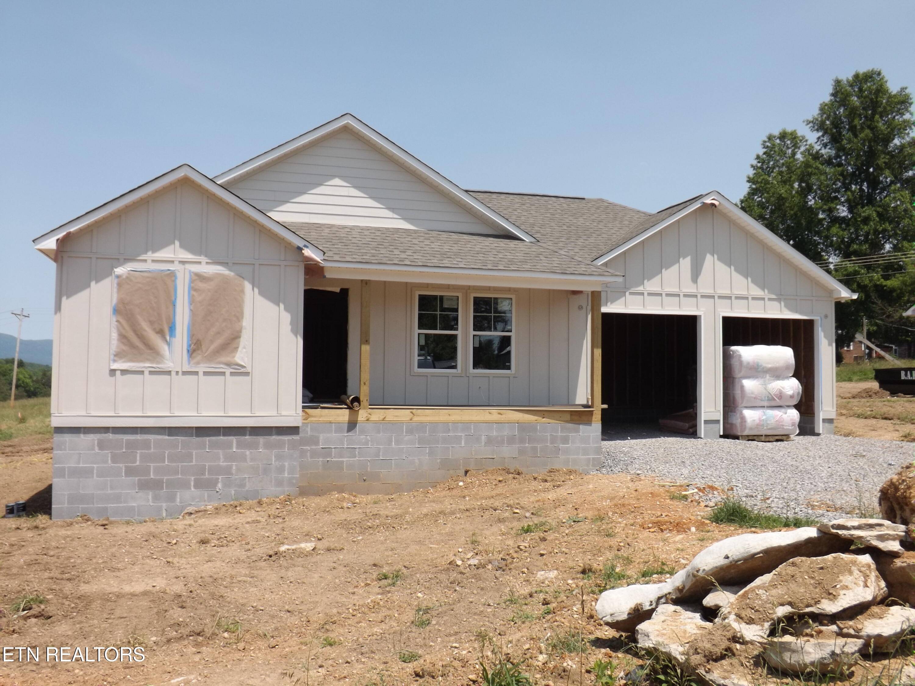 Harrogate, TN 37752,128 Nevils St