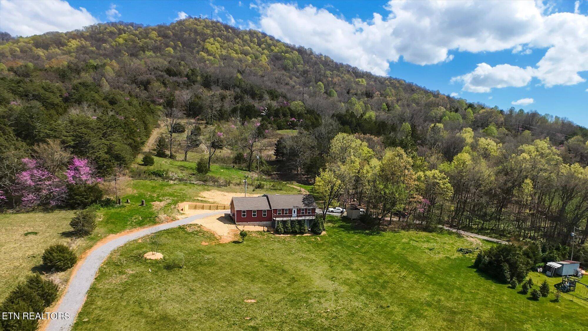 Tazewell, TN 37879,878 Little Sycamore Rd