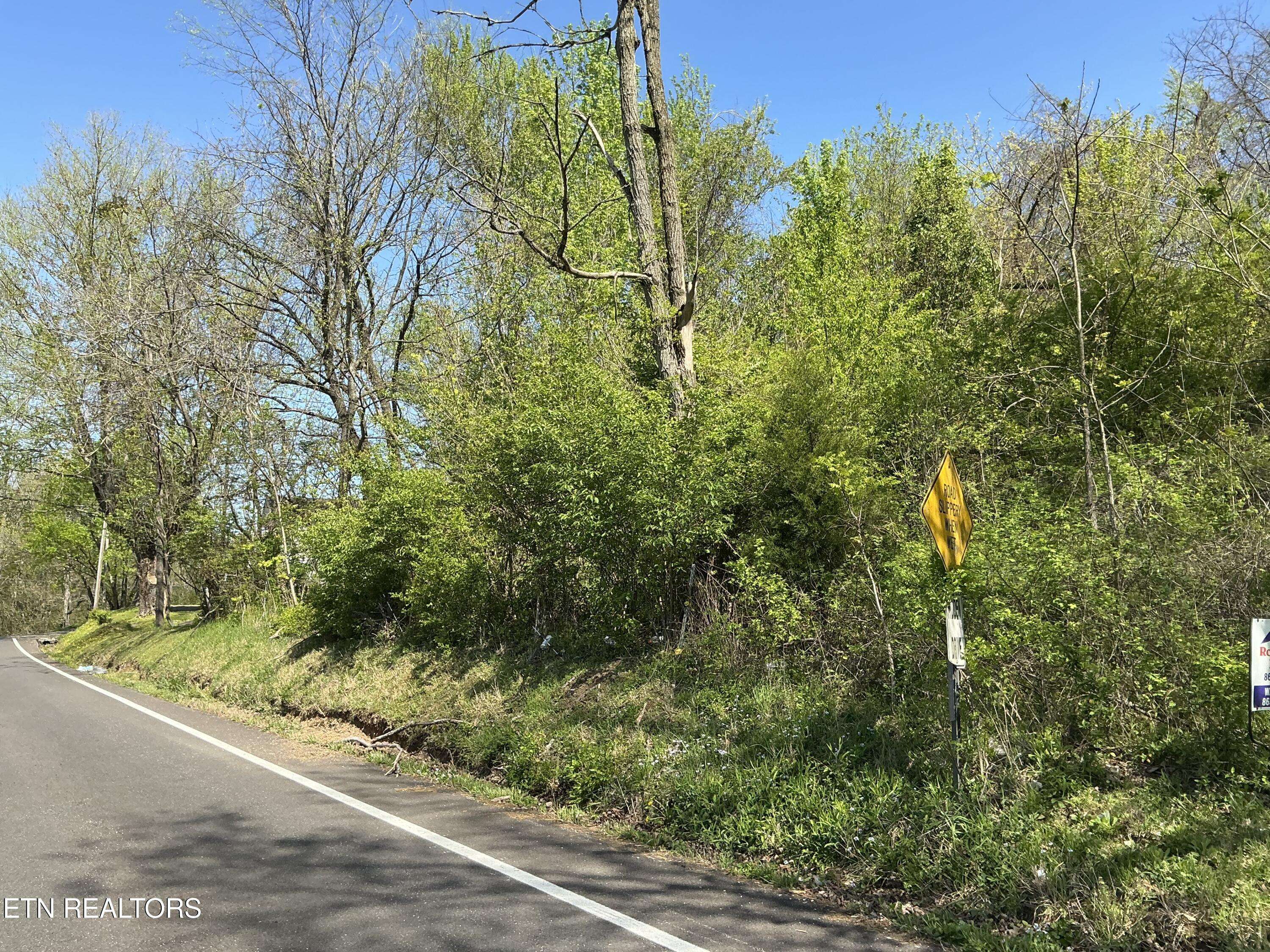 Clinton, TN 37716,Longmire Rd