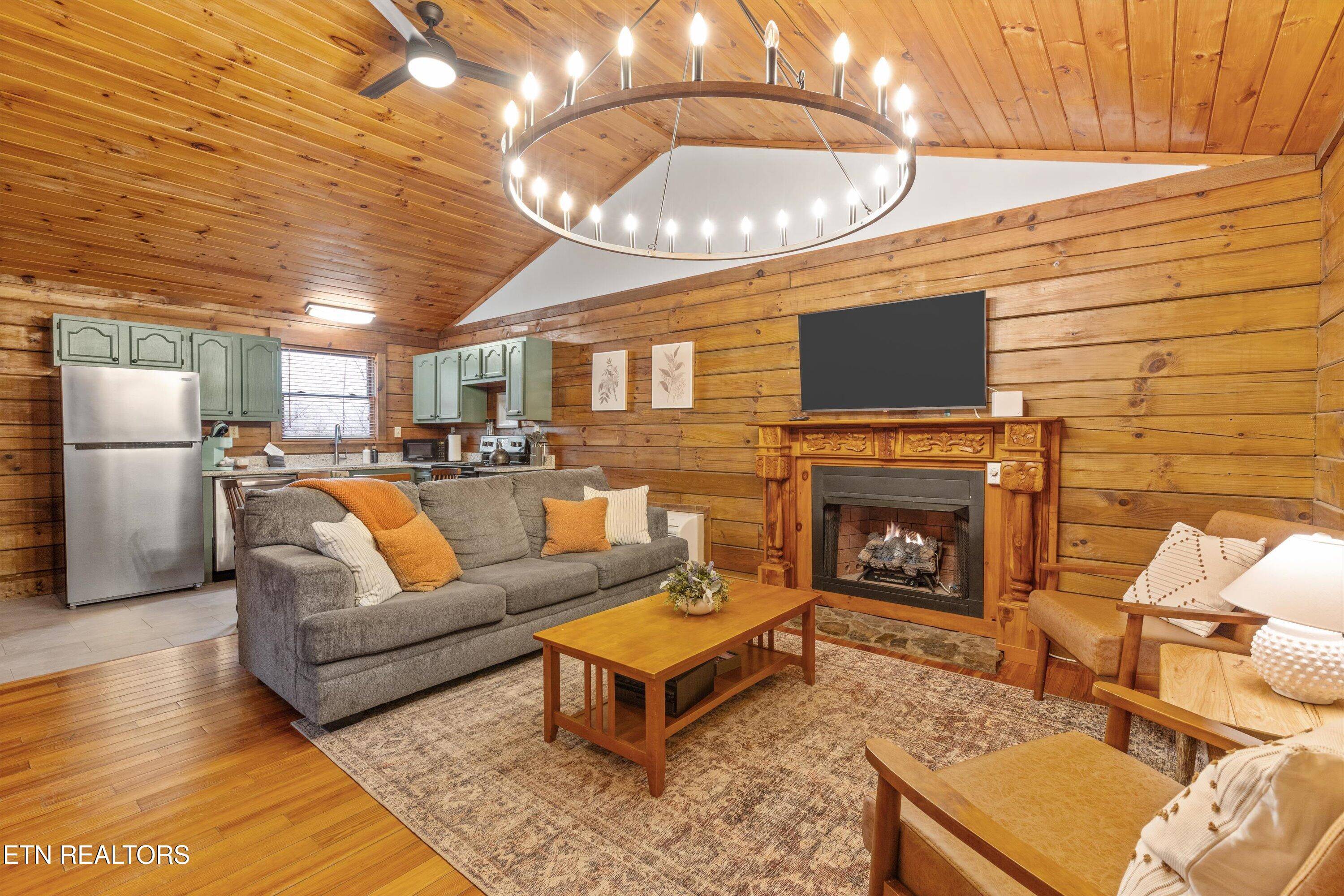 Sevierville, TN 37876,2130 Bear Paw Trail WAY