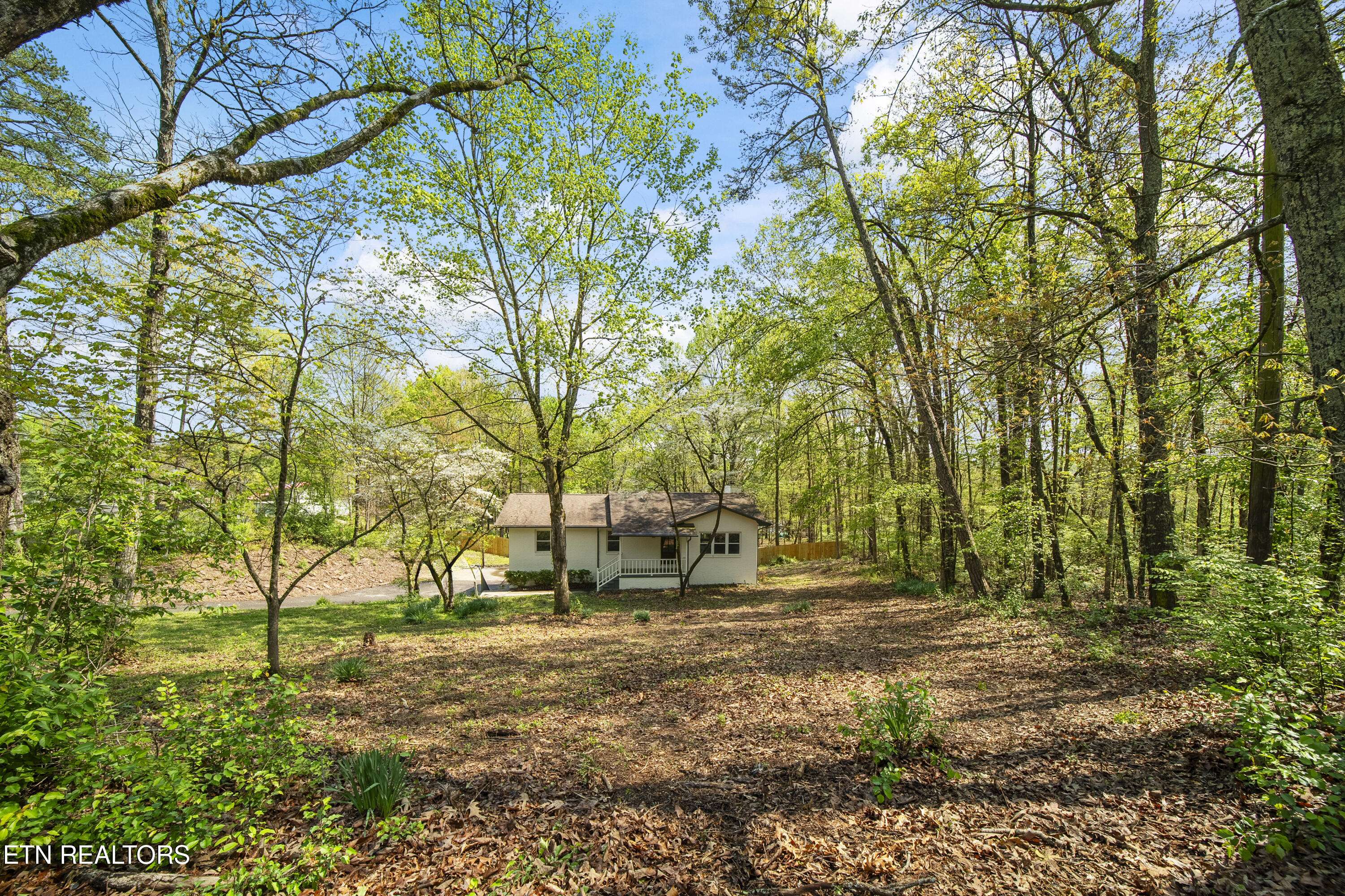 Knoxville, TN 37931,9510 Daybreak DR