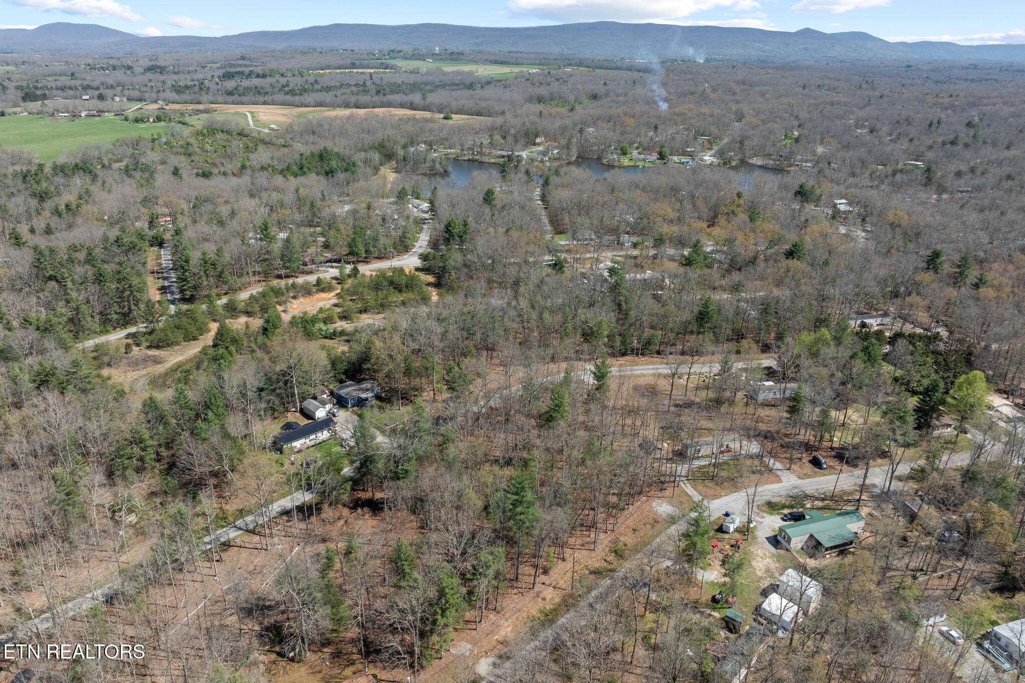 Crossville, TN 38572,6054 Loch Loosa DR