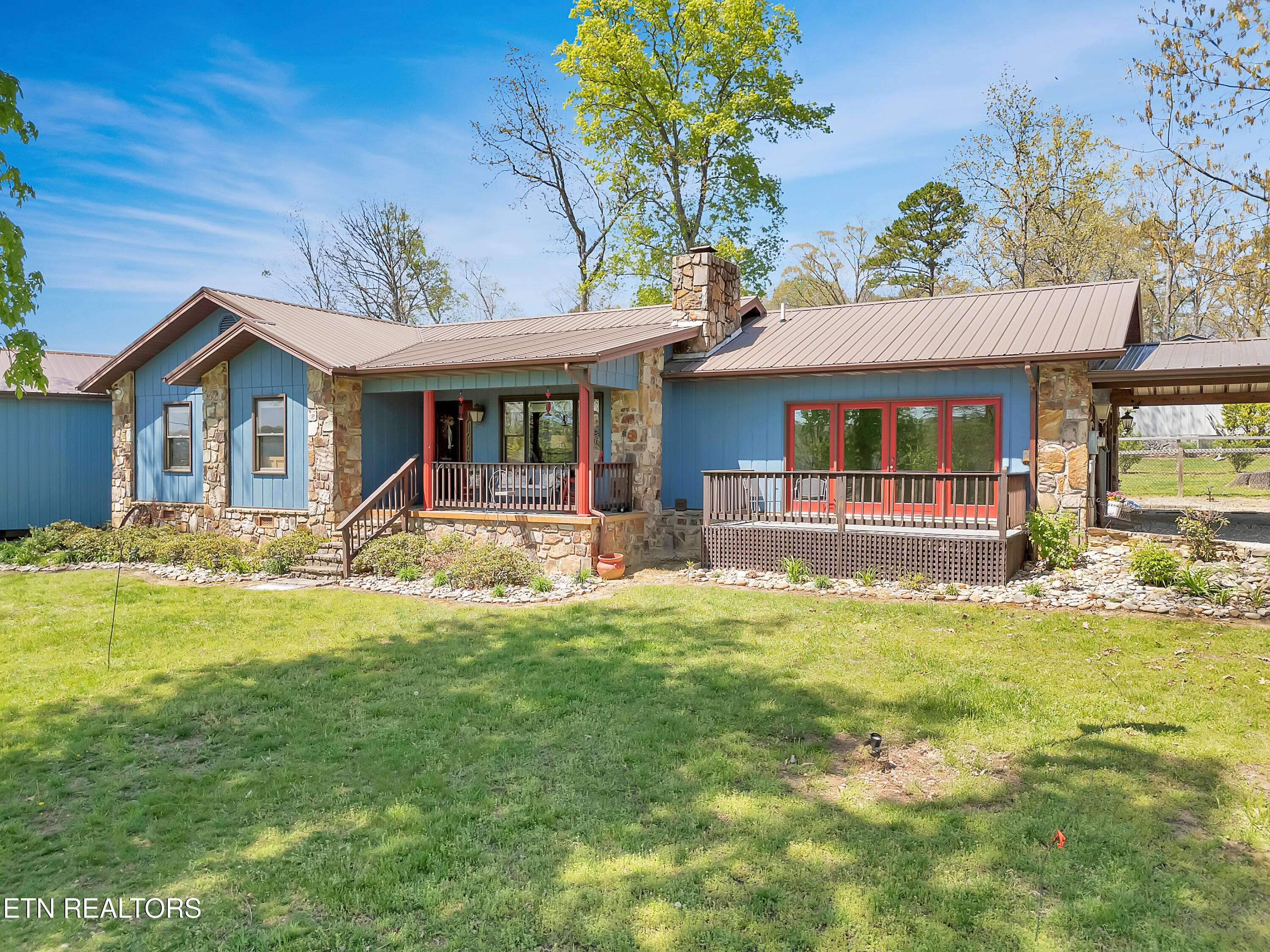 Sevierville, TN 37868,970 Hidden Harbor LN