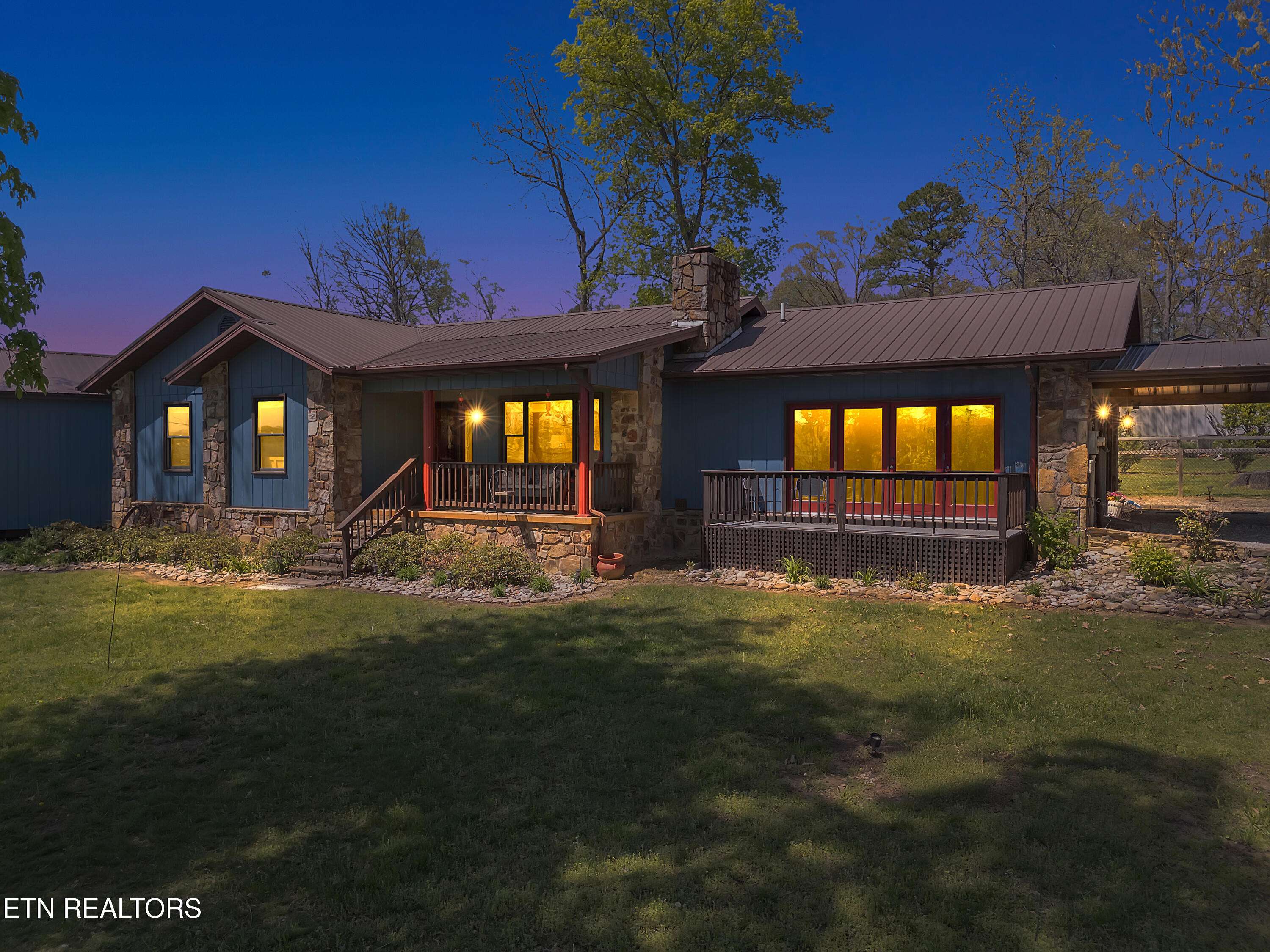Sevierville, TN 37868,970 Hidden Harbor LN