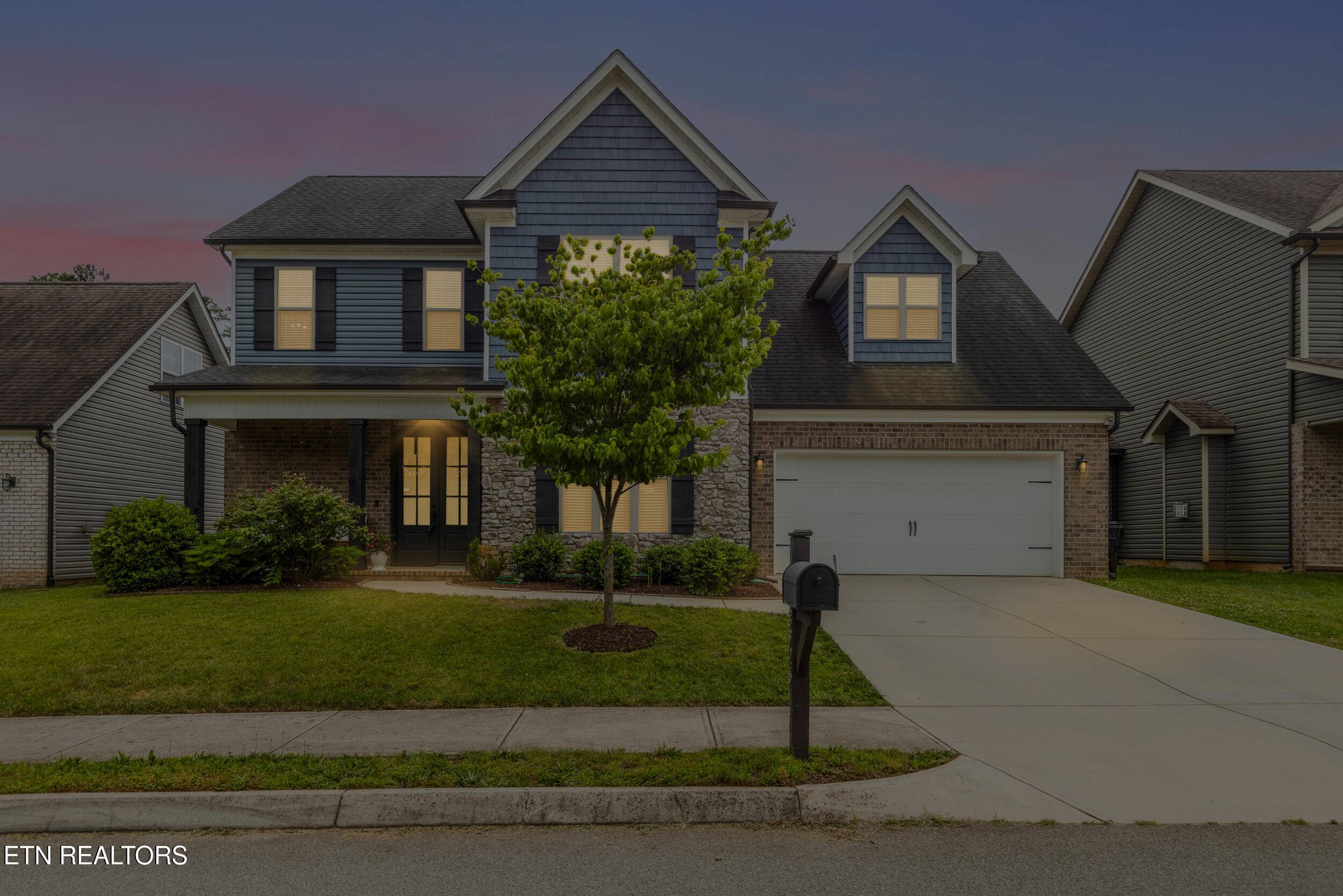 Knoxville, TN 37922,8926 Highbury WAY