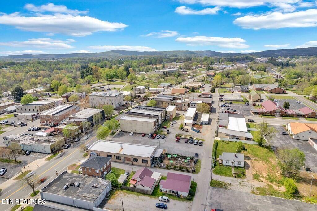 Sparta, TN 38583,16 Marchbanks St