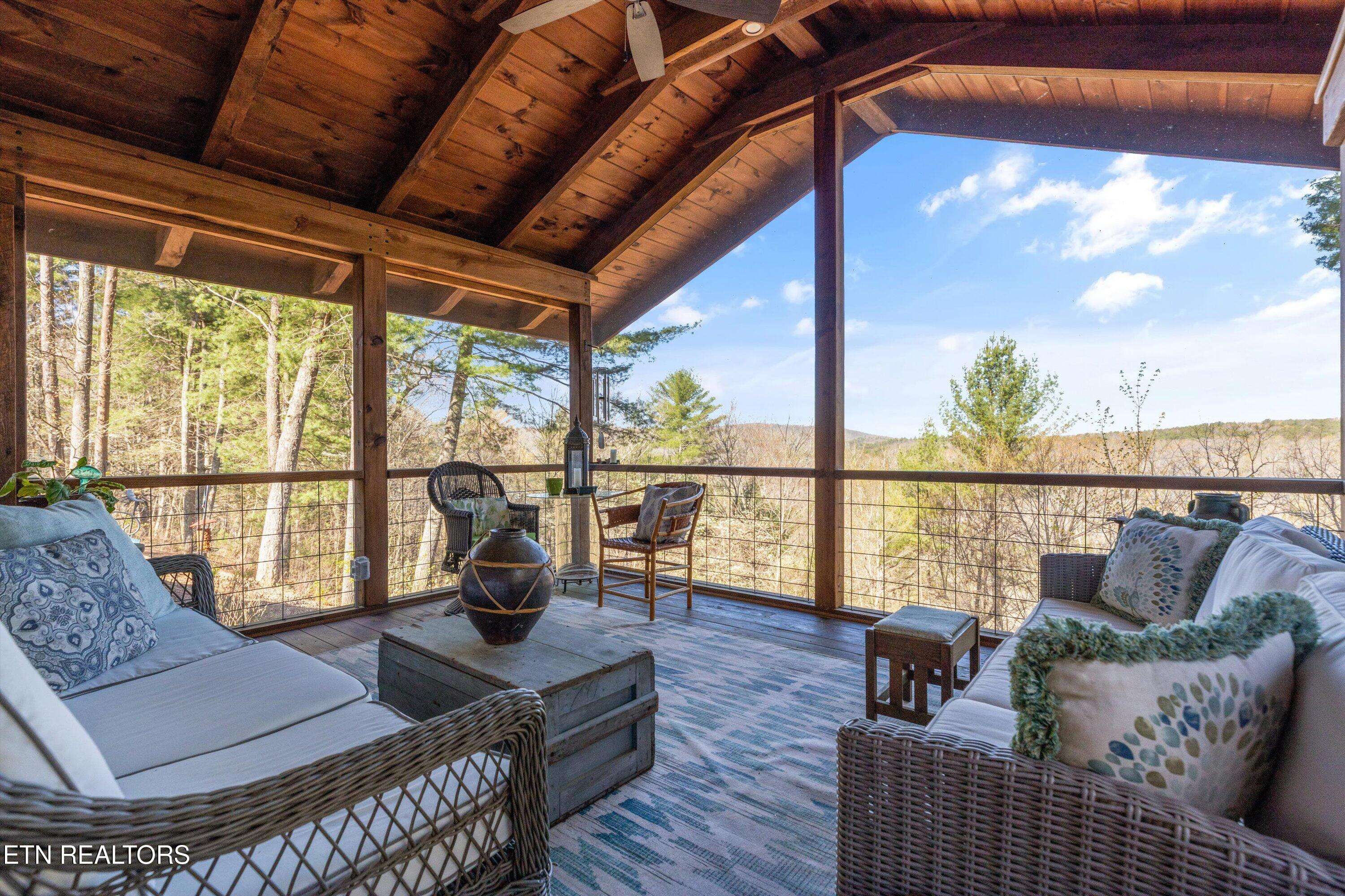 Tellico Plains, TN 37385,151 Gold Miners Rd