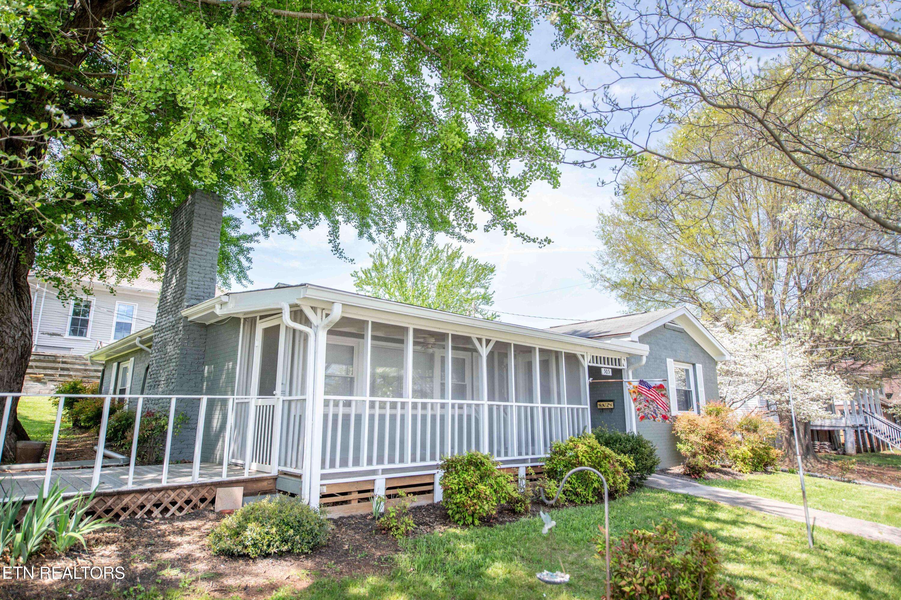 Sweetwater, TN 37874,505 High St