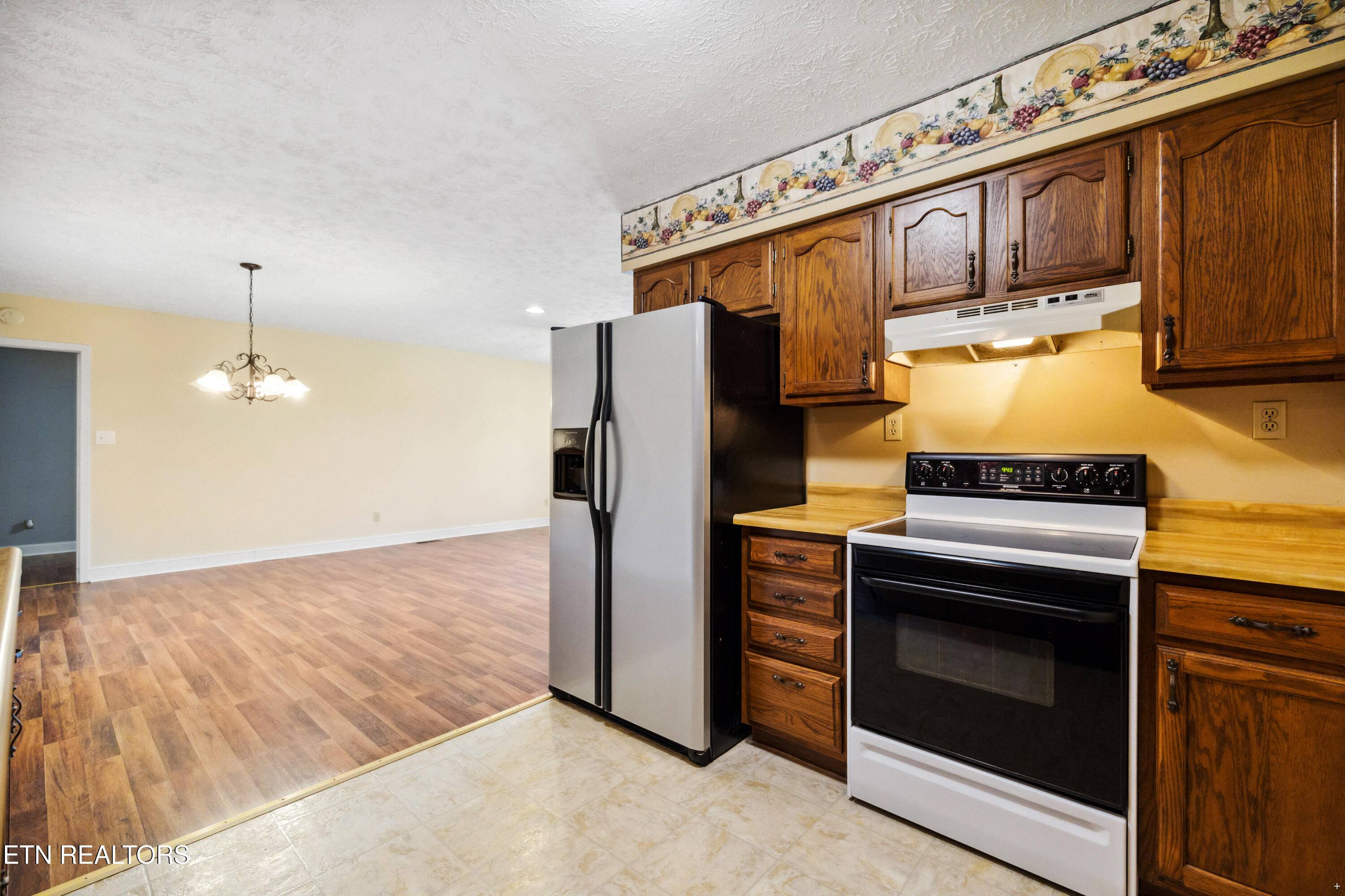 Lafollette, TN 37766,324 Farris CIR