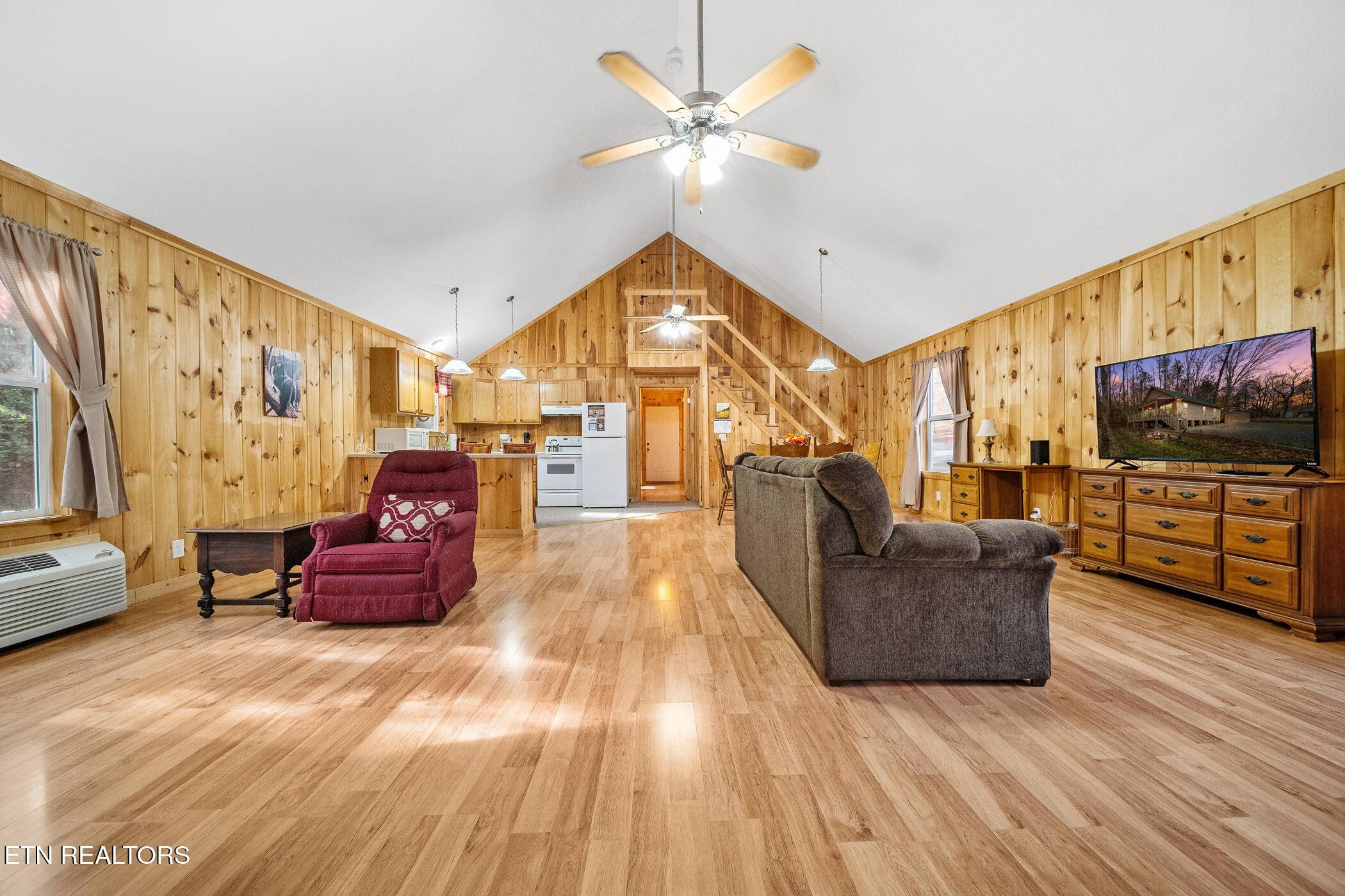 Sevierville, TN 37862,3176 Mcgill Rd