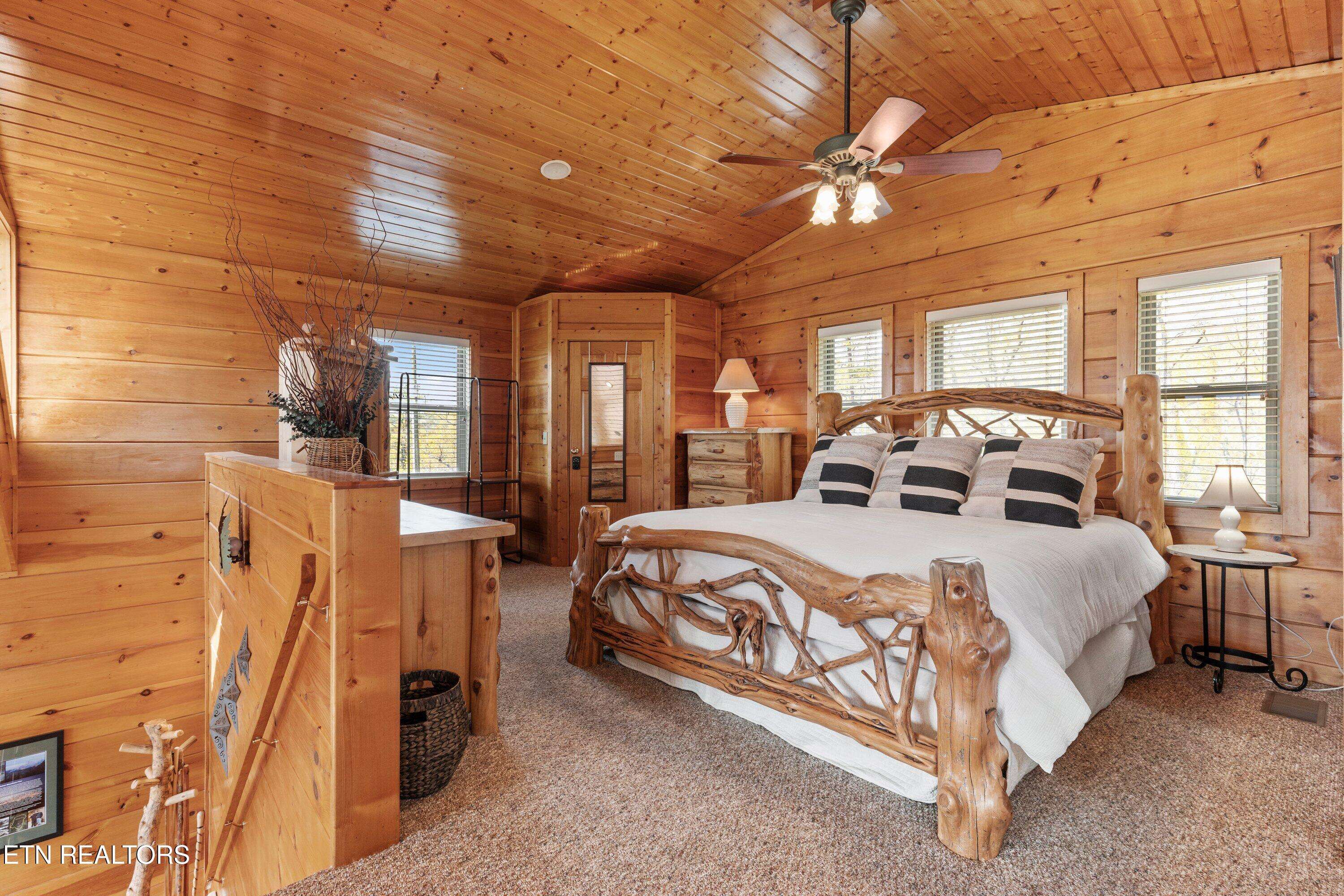 Sevierville, TN 37862,2851 Indigo LN