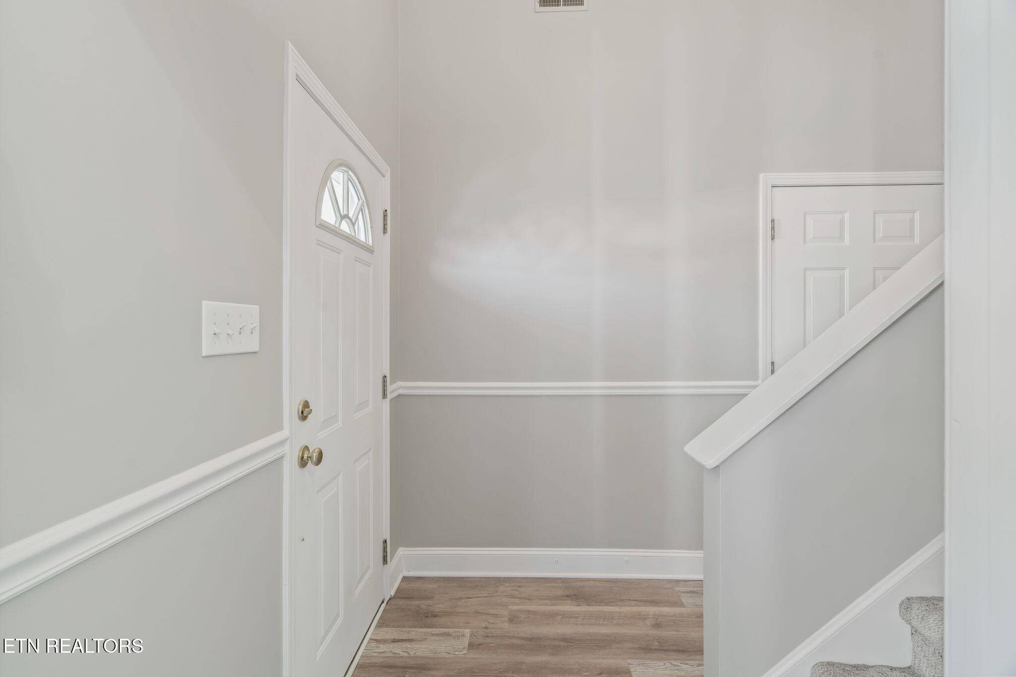 Loudon, TN 37774,300 Willington PL