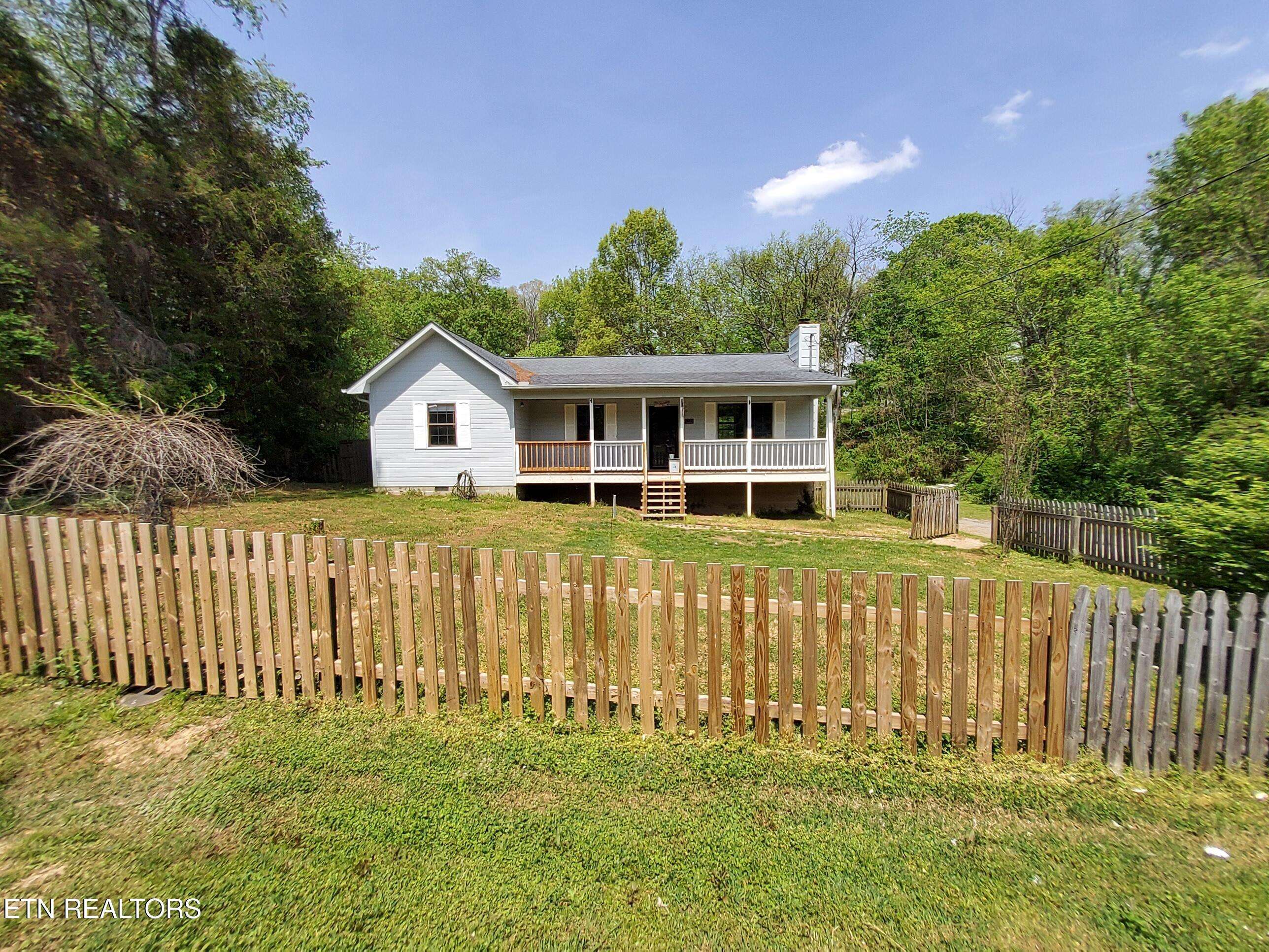 Sevierville, TN 37876,1228 Payne School DR
