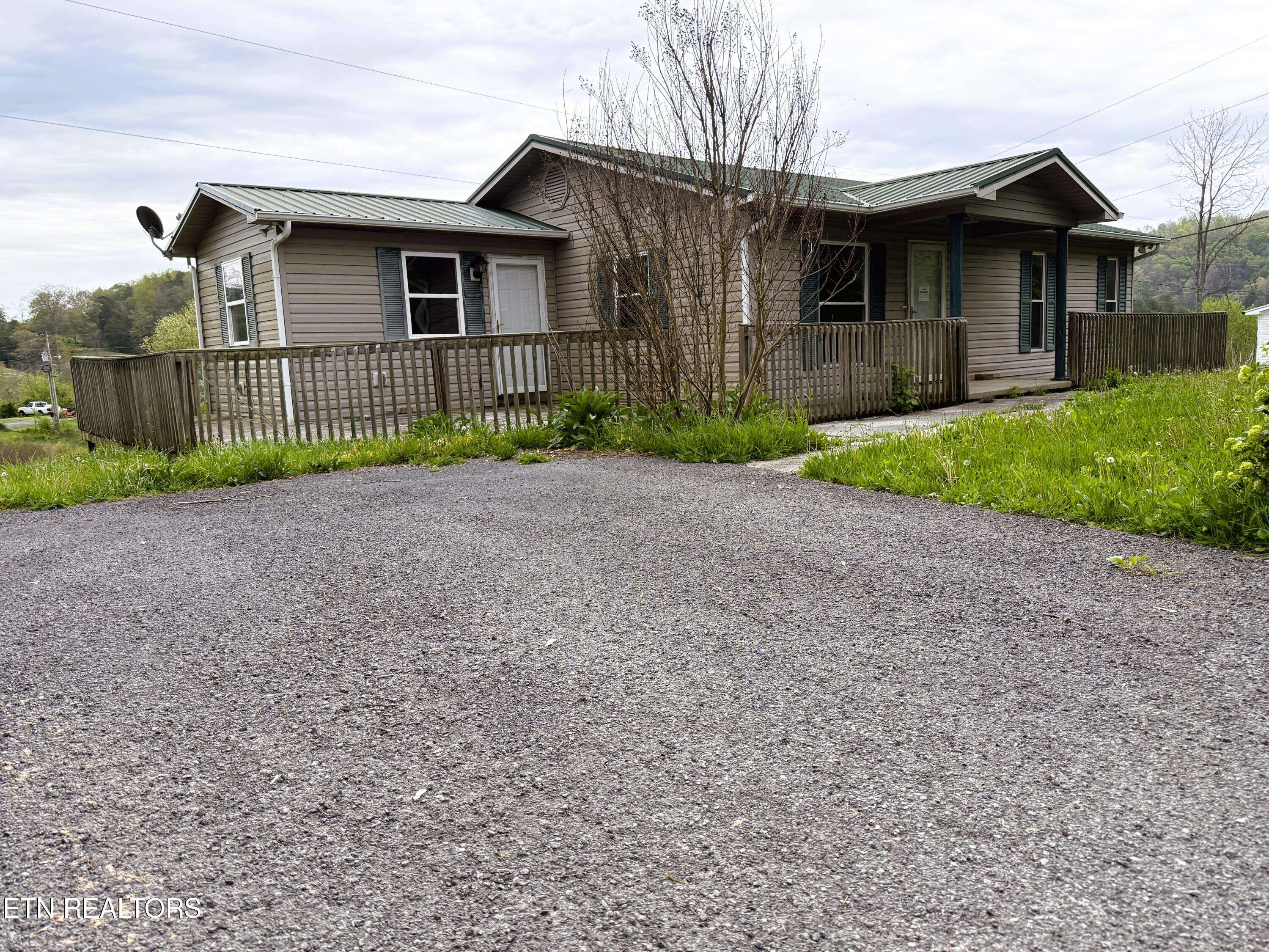 Sneedville, TN 37869,413 Sunset Hills Rd
