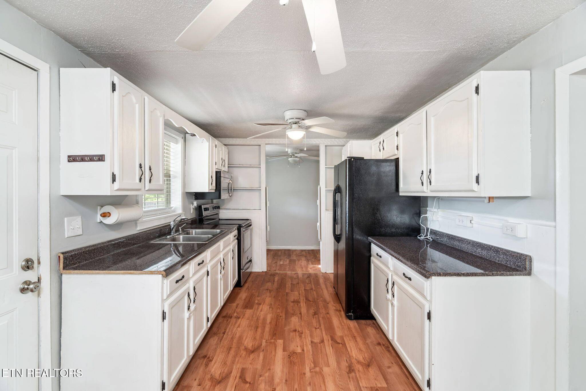Knoxville, TN 37919,4220 Garnet DR