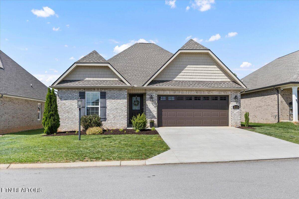 Maryville, TN 37801,213 Sand Hills DR