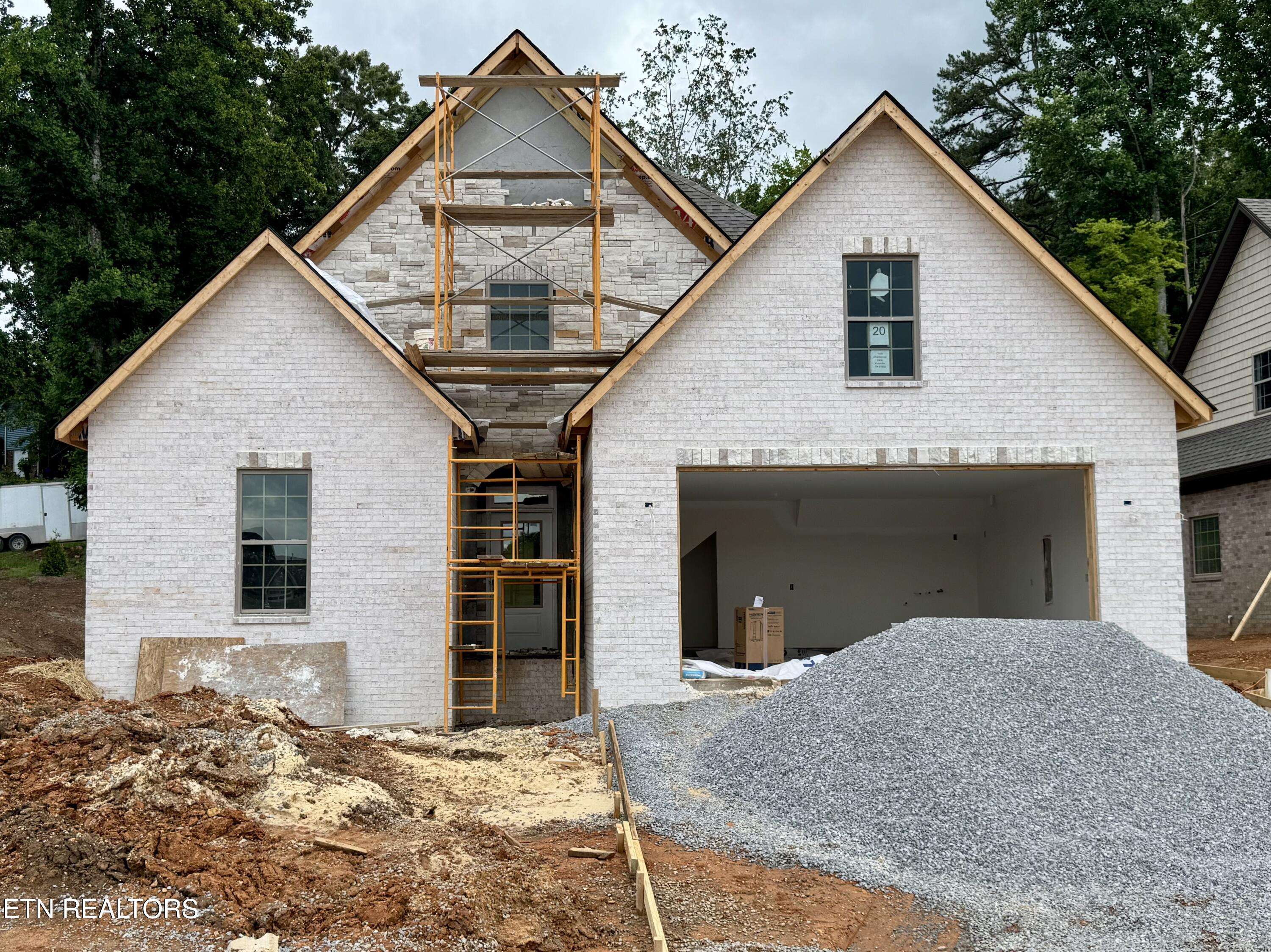 Knoxville, TN 37932,1109 Chardonnay LN