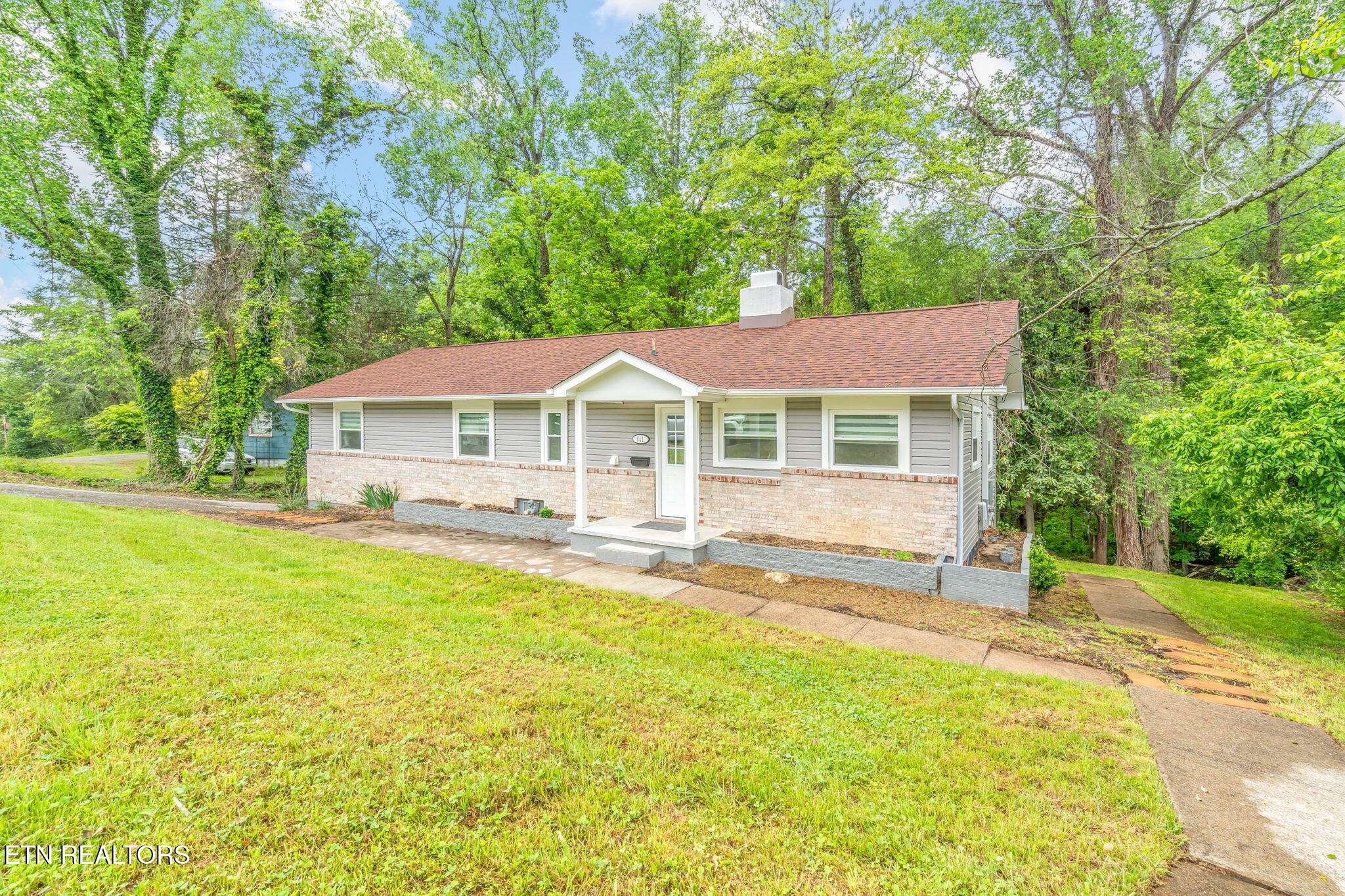 Oak Ridge, TN 37830,641 Pennsylvania Ave