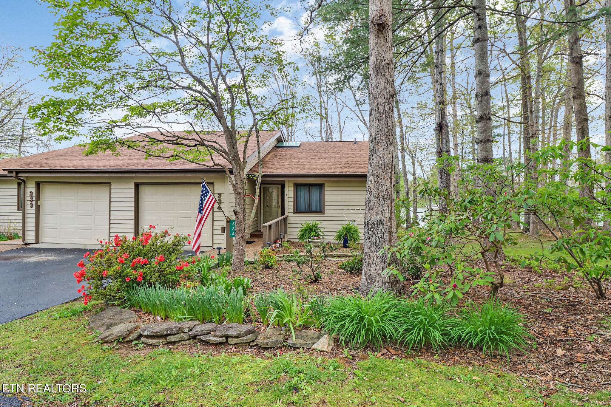 Crossville, TN 38558,334 Lake Catherine CIR