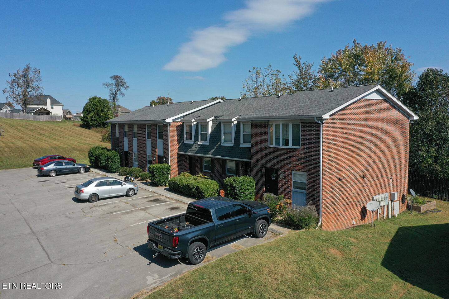 Maryville, TN 37804,102 Asbury WAY