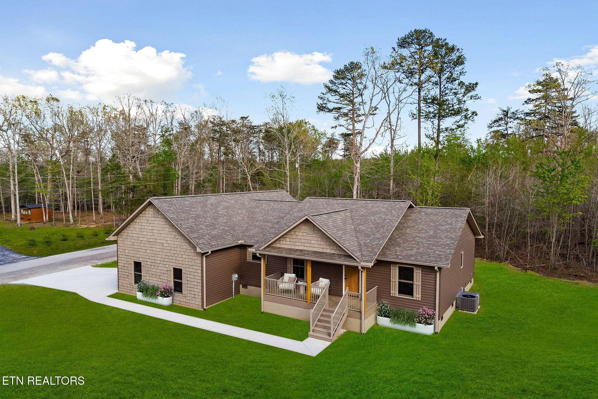 Monterey, TN 38574,28 Mountain Ash DR