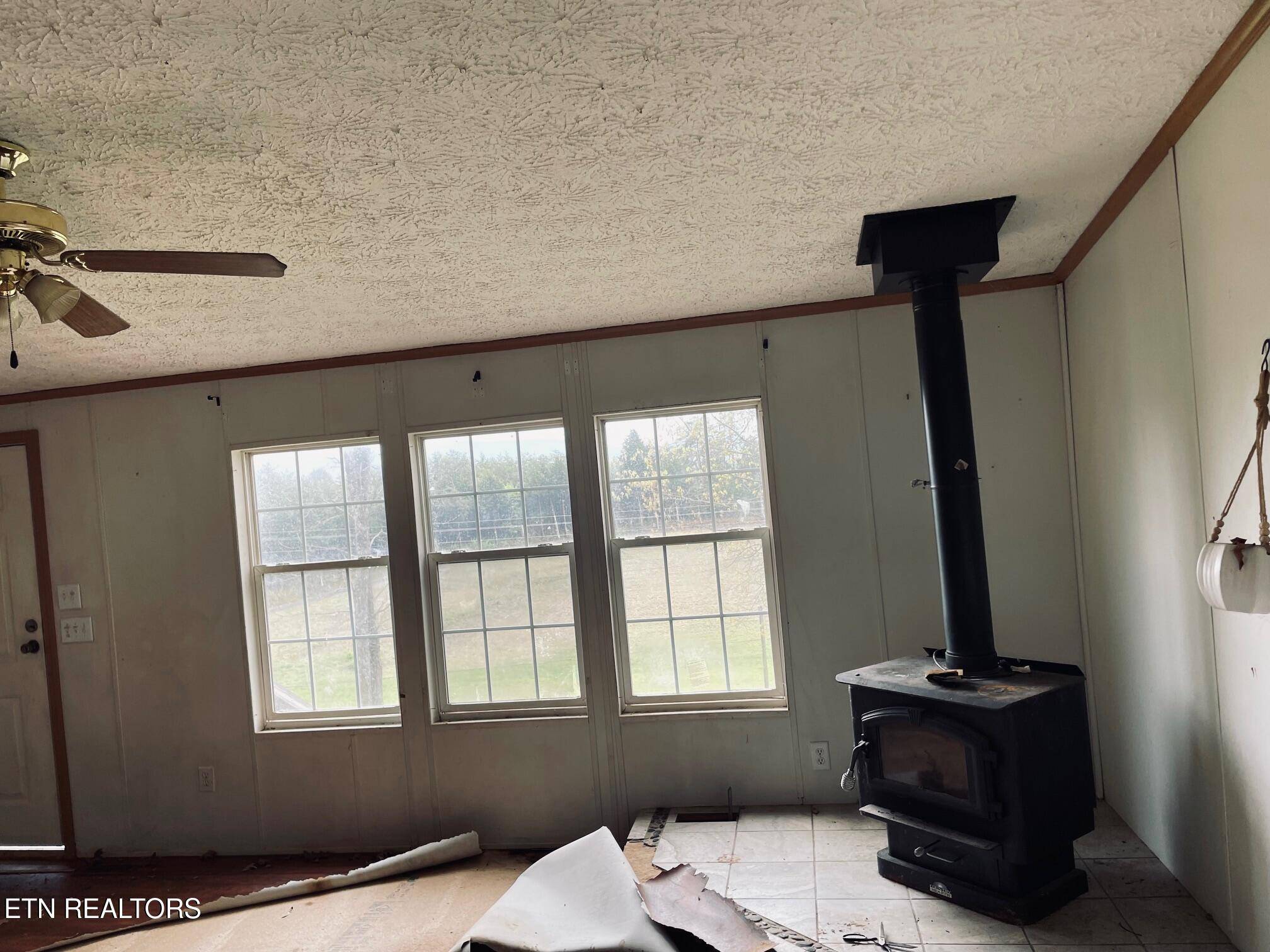 Dandridge, TN 37725,2370 Chestnut Hill Rd