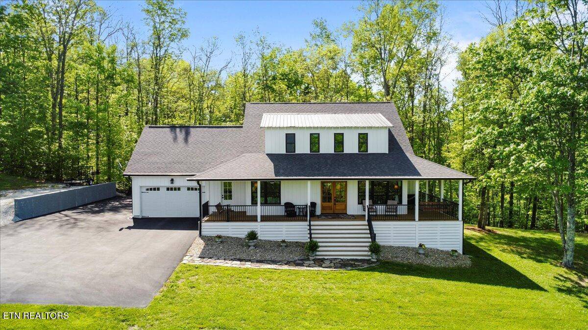 Lafollette, TN 37766,1058 High Knob Rd