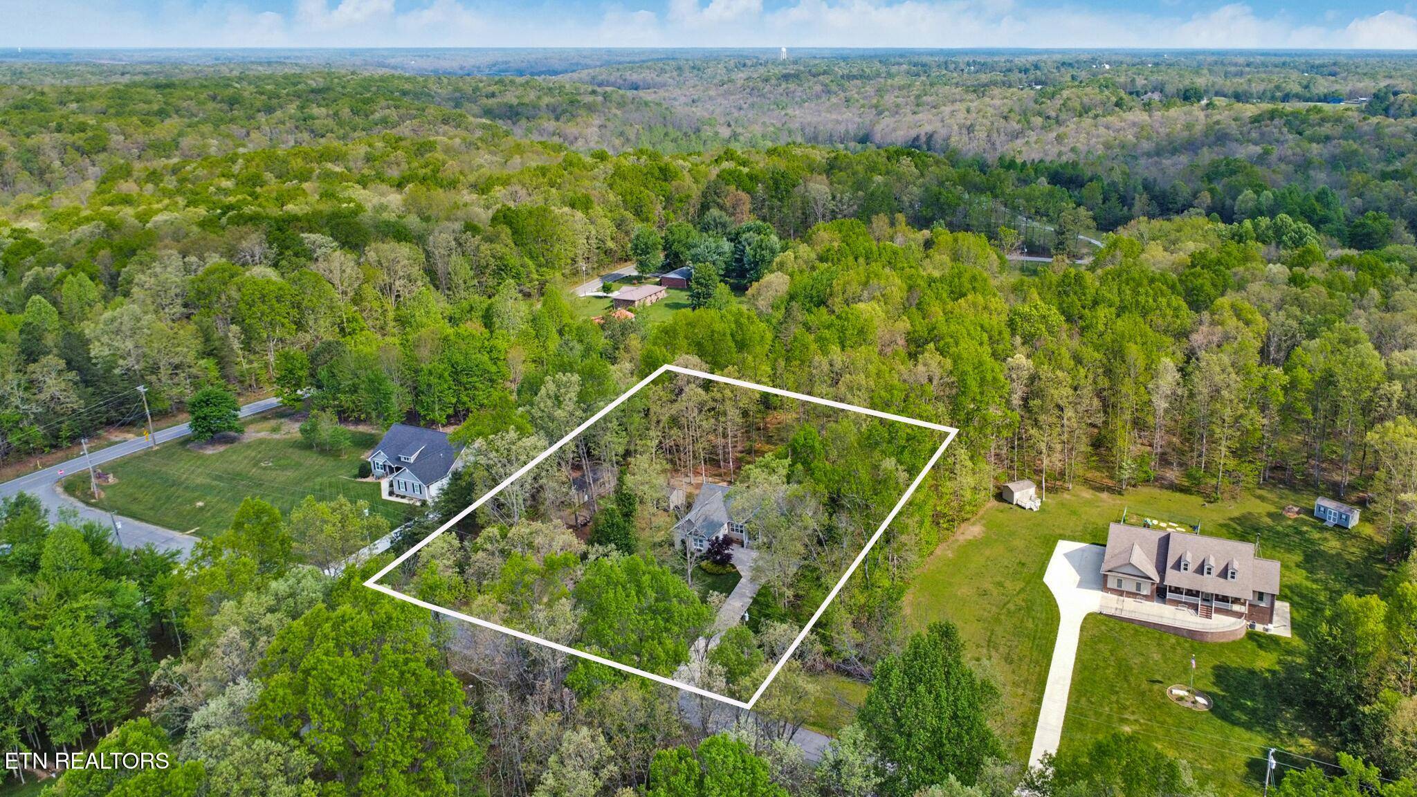 Crossville, TN 38572,89 Creek DR