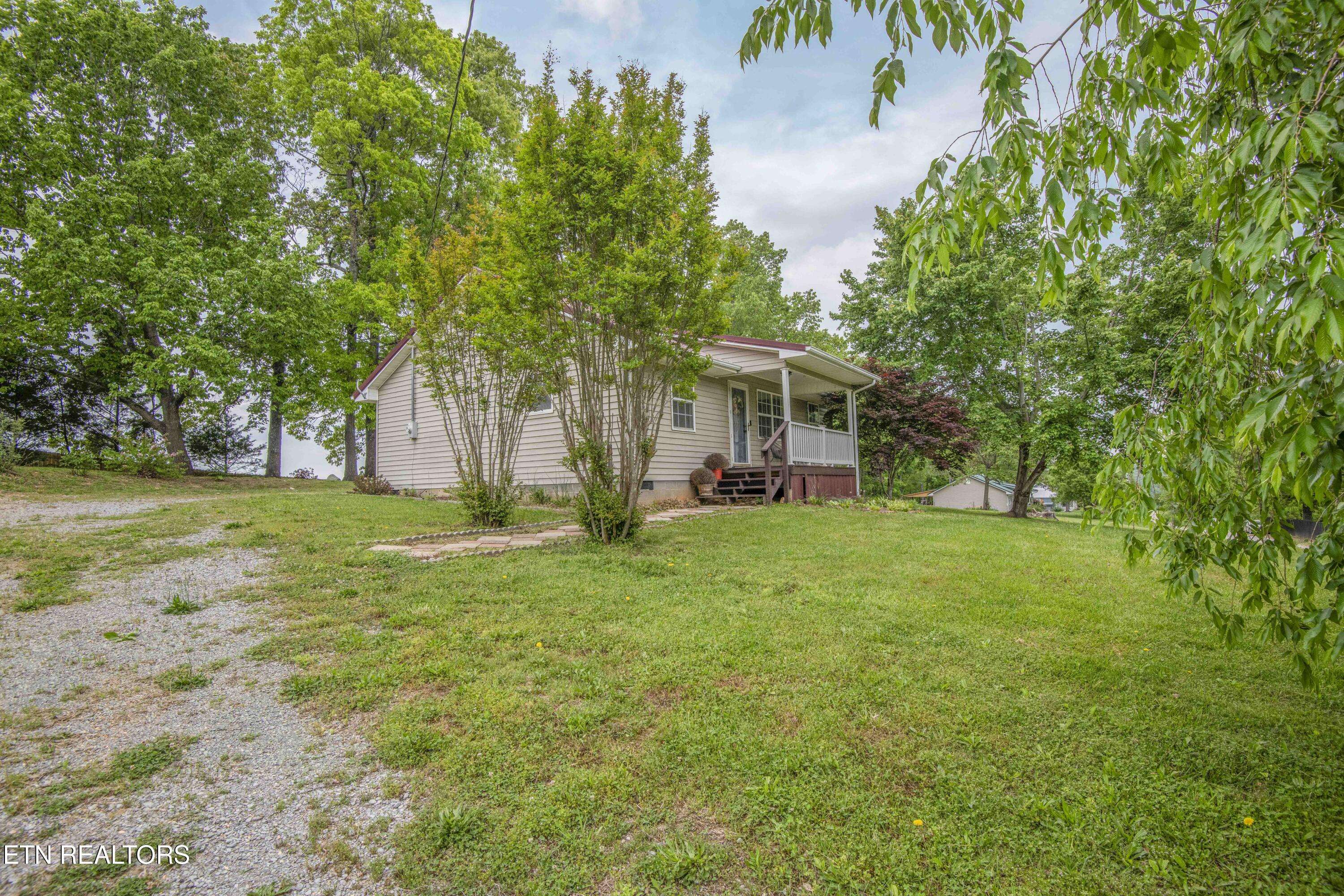 Sharps Chapel, TN 37866,129 Sourwood LN