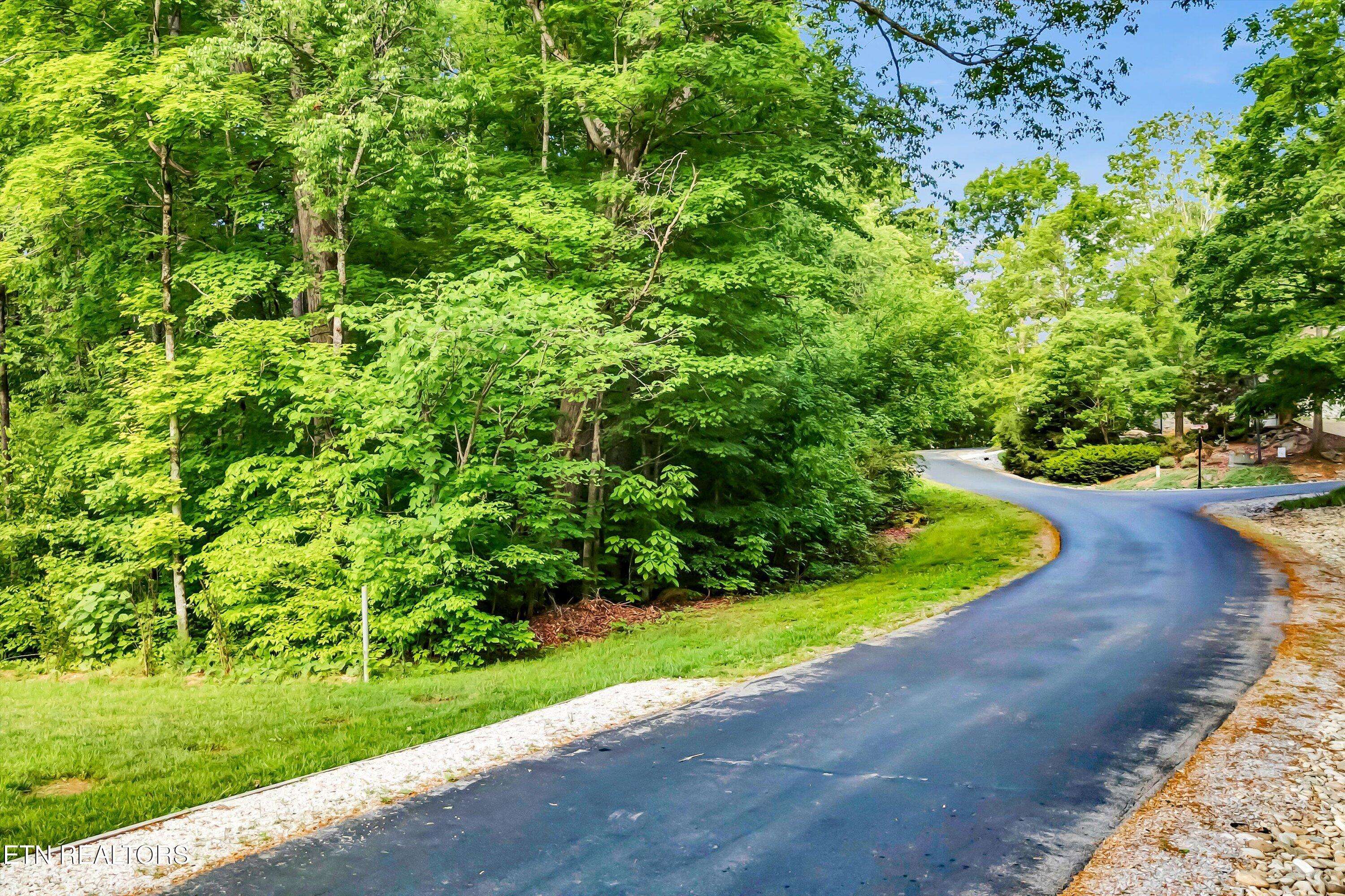 Loudon, TN 37774,365 Dudala WAY