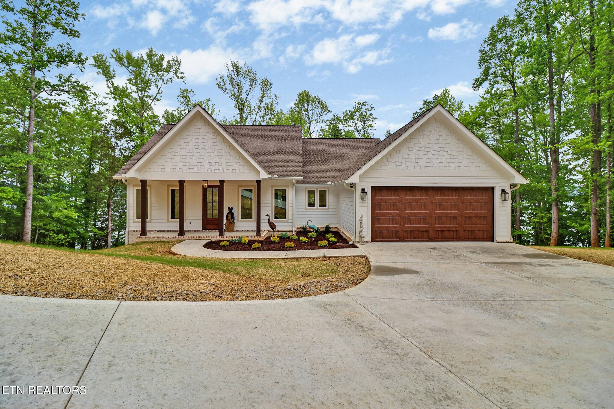Rockwood, TN 37854,243 Shore DR