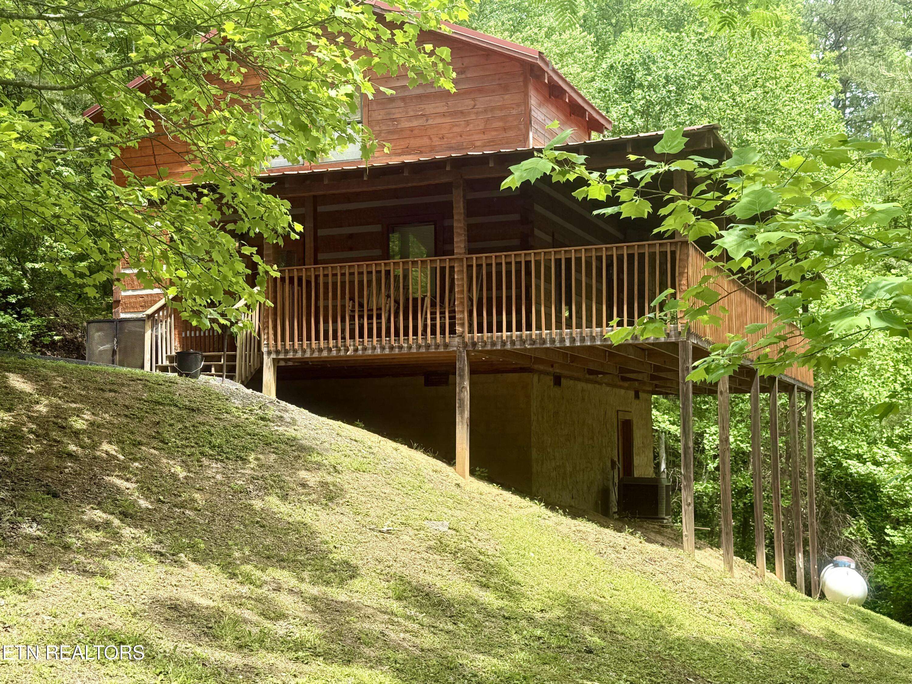 Sevierville, TN 37876,2575 Black Bear LN