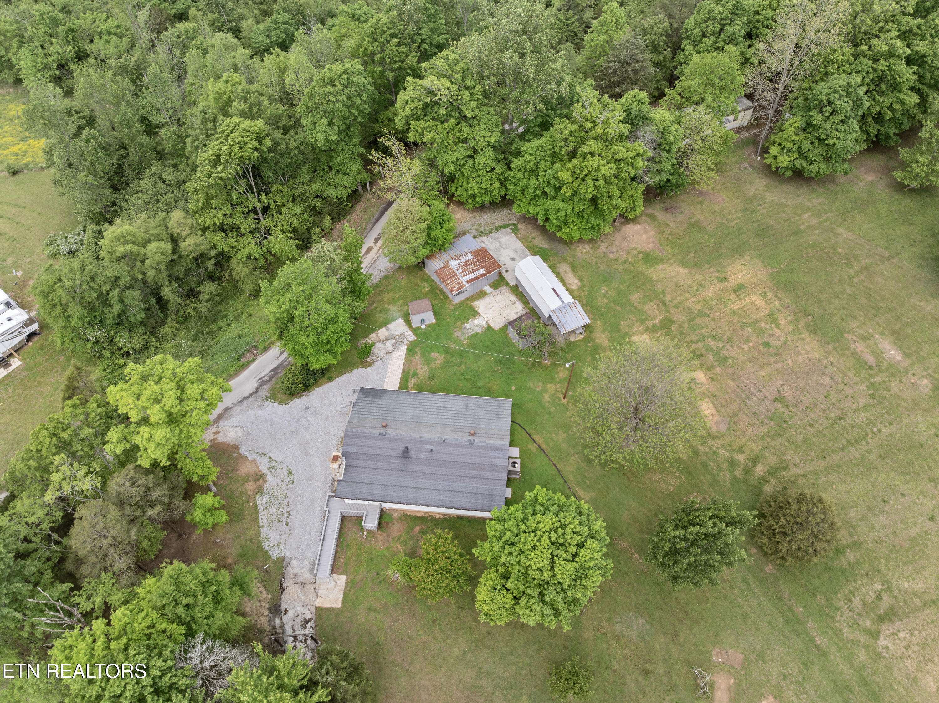 Philadelphia, TN 37846,292 Buckner Rd