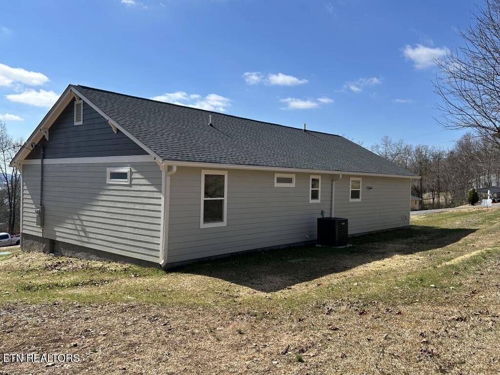 Spring City, TN 37381,235 Piney Knob DR