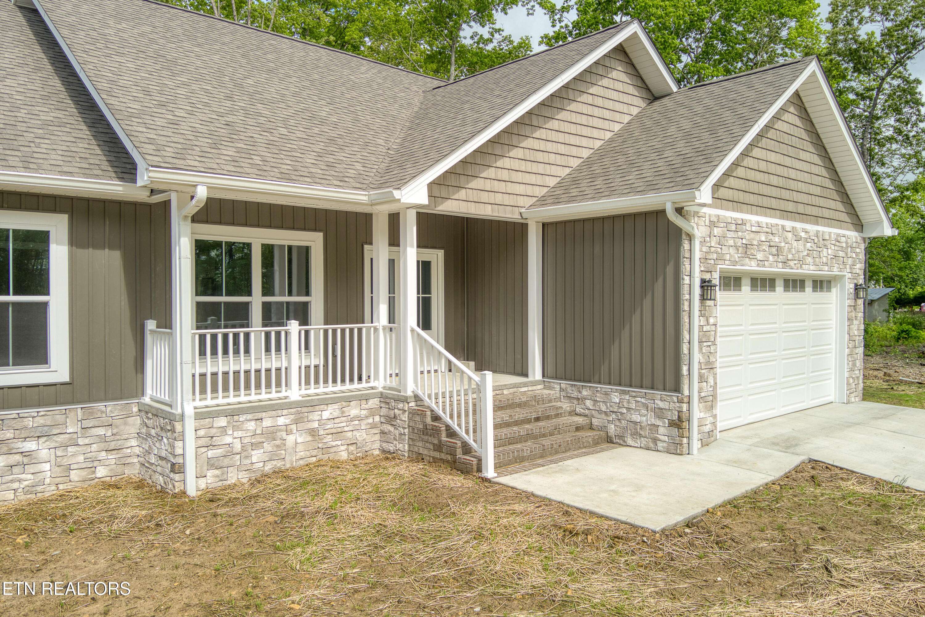 Crossville, TN 38555,80 Peachtree DR