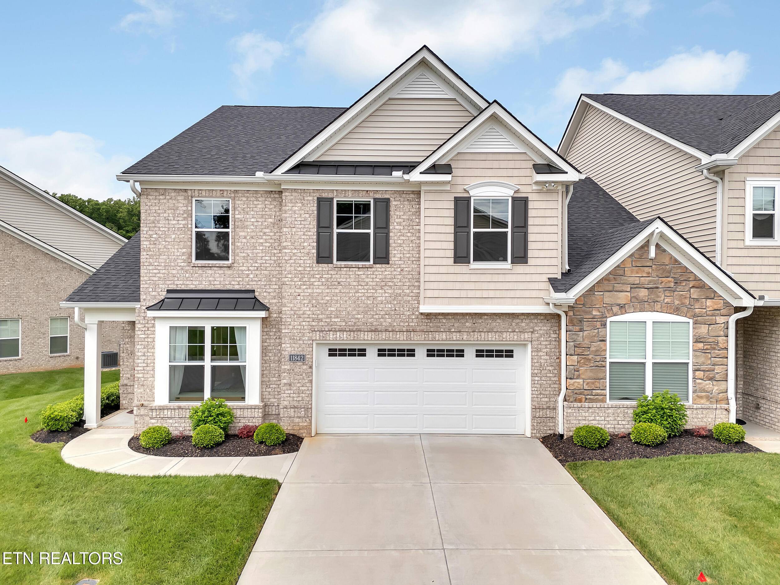 Knoxville, TN 37932,11842 Gecko DR