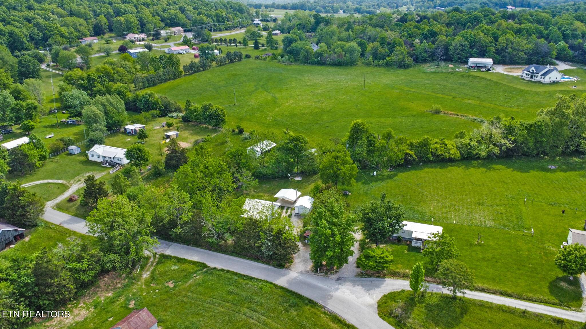 Livingston, TN 38570,1304 Fredonia Rd