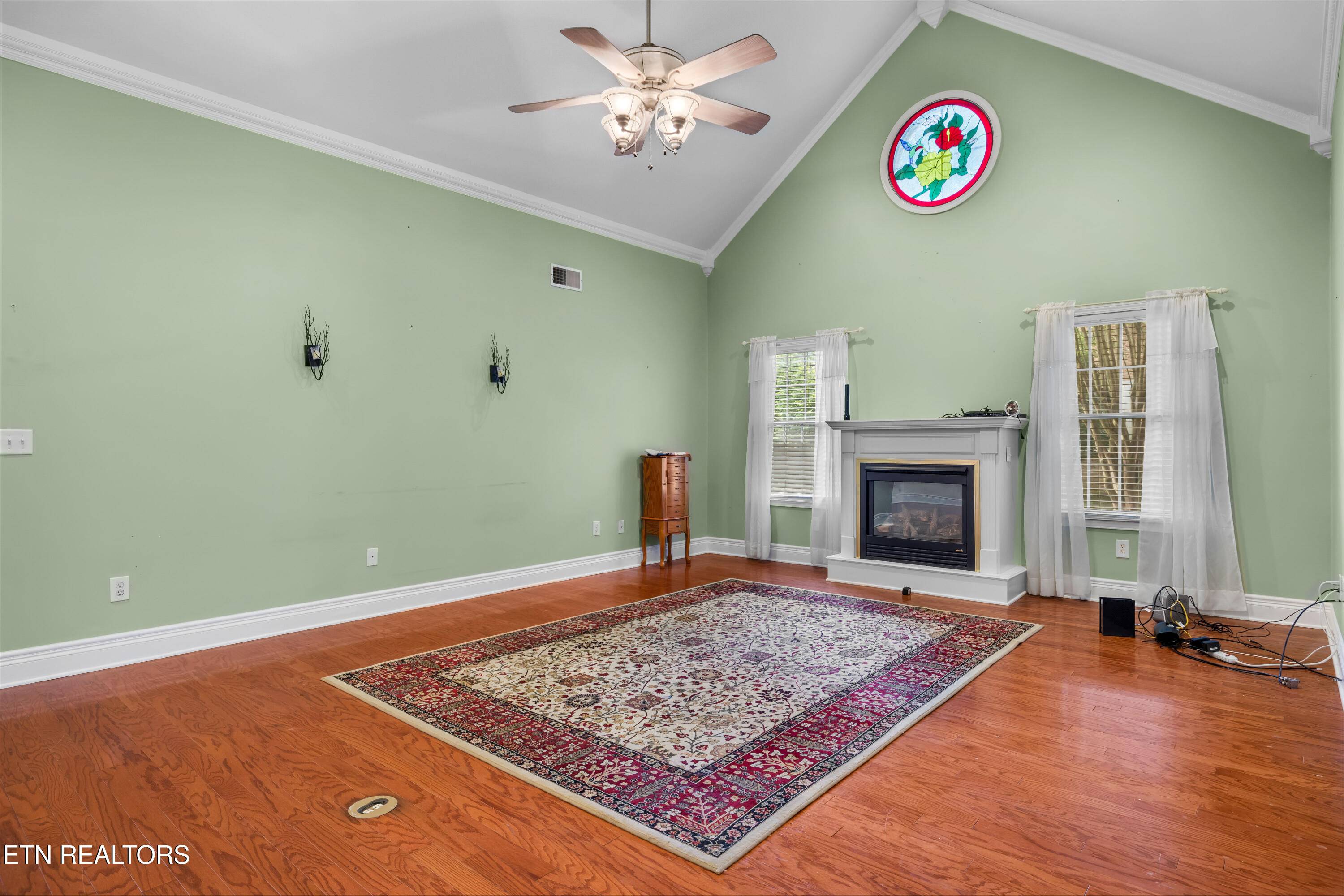 Sevierville, TN 37862,939 Fine Glen DR