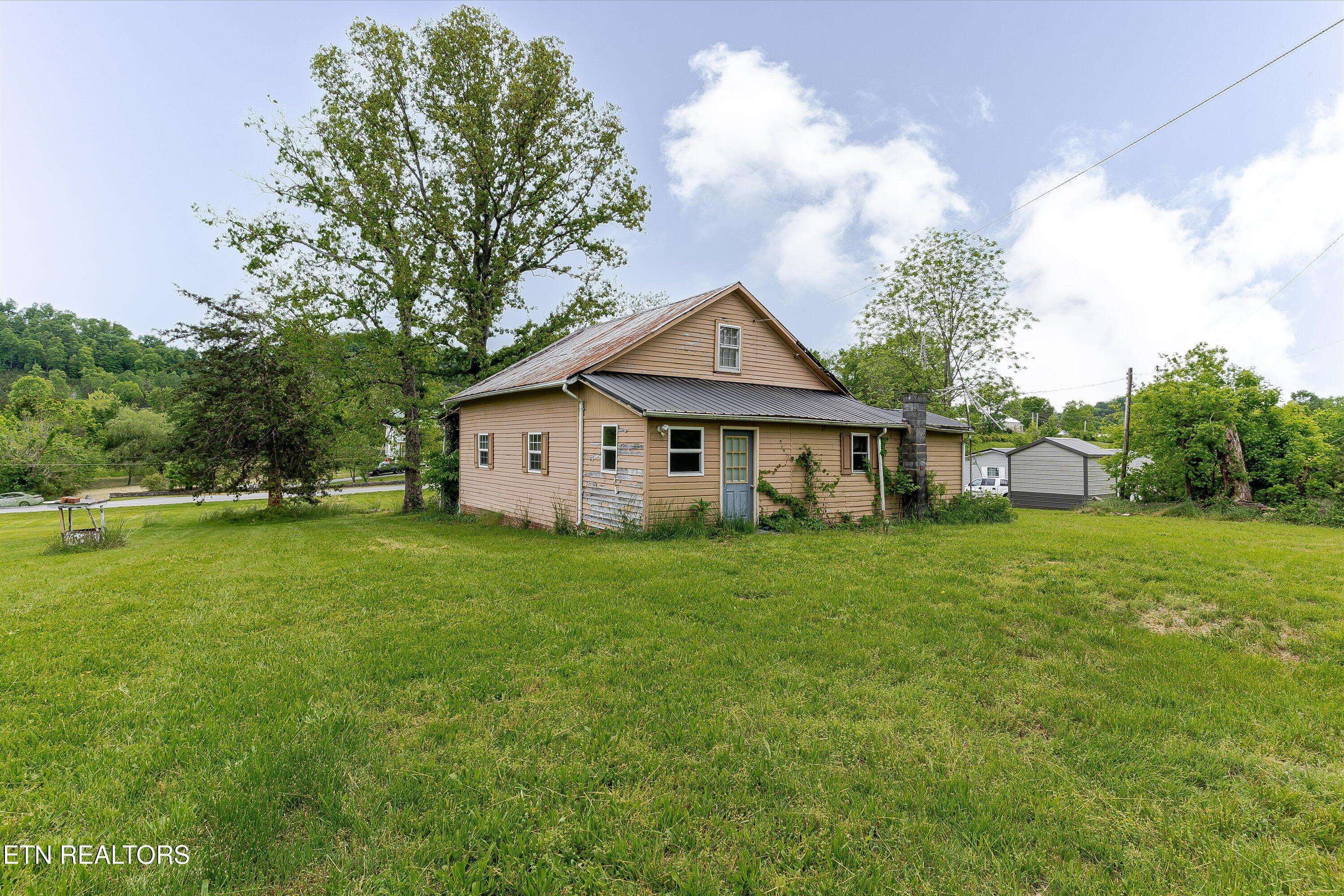 Tazewell, TN 37879,2170 Lone Mountain Rd