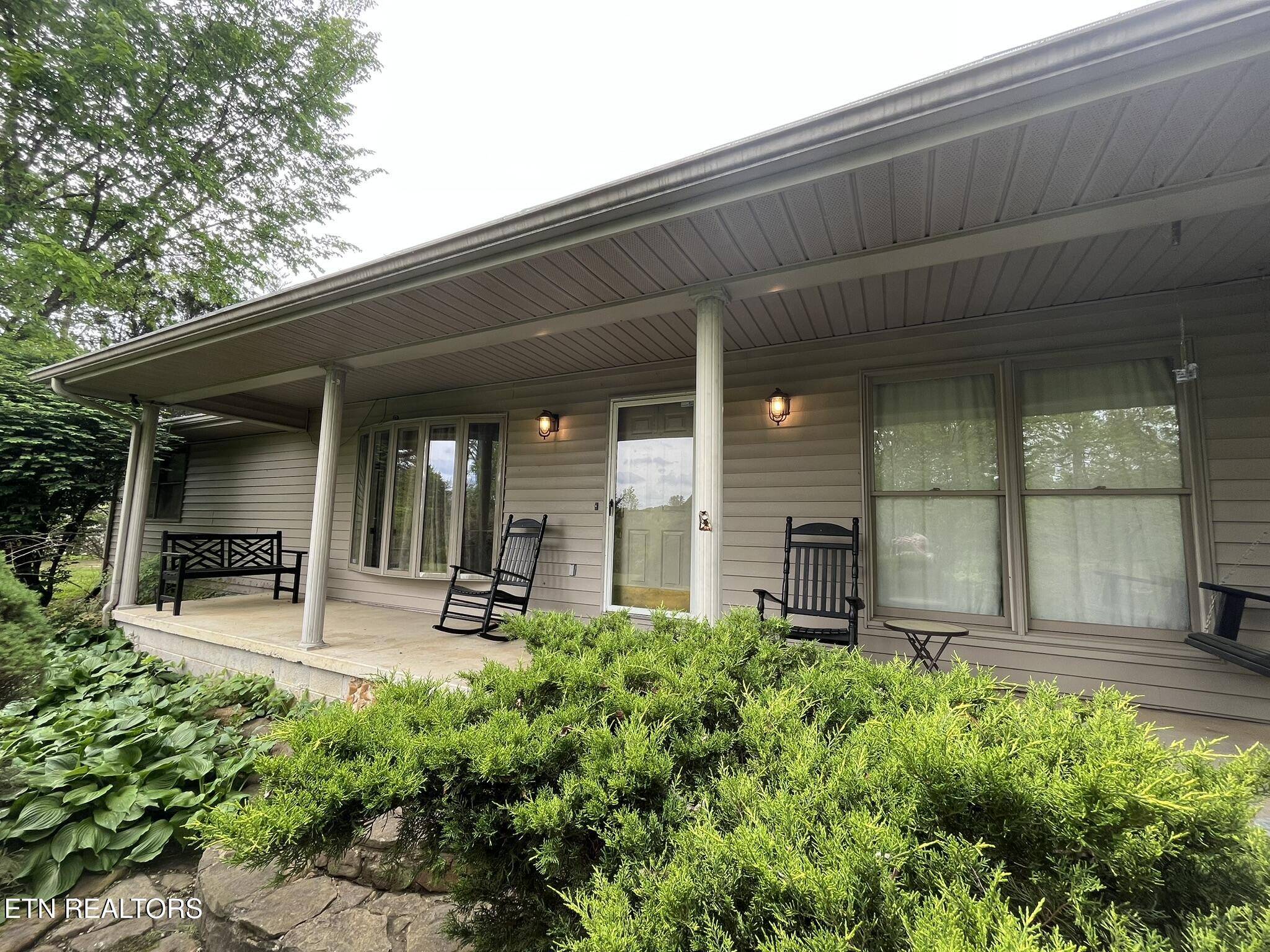 Helenwood, TN 37755,10655 Scott Hwy