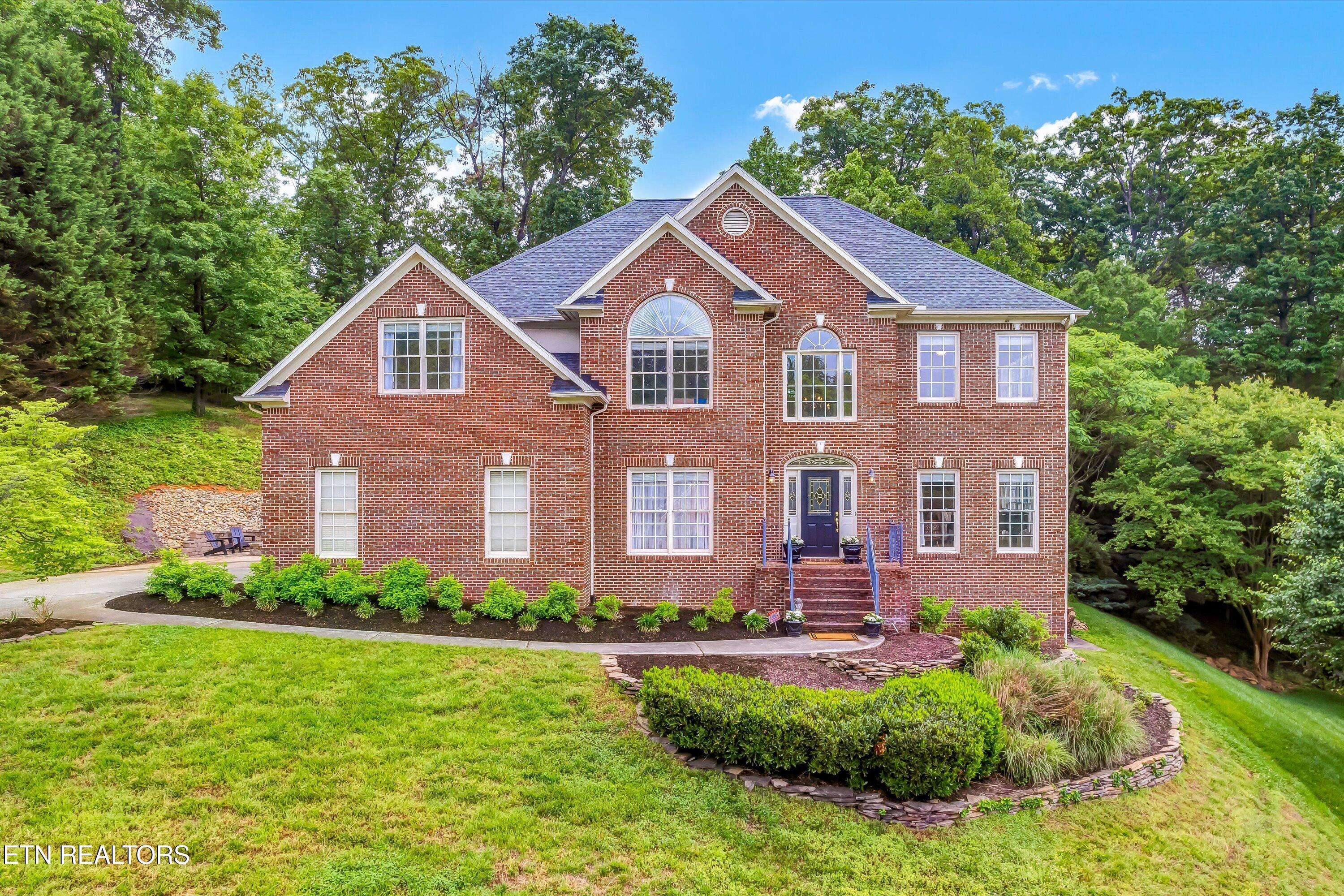 Knoxville, TN 37922,630 Valley Hill LN