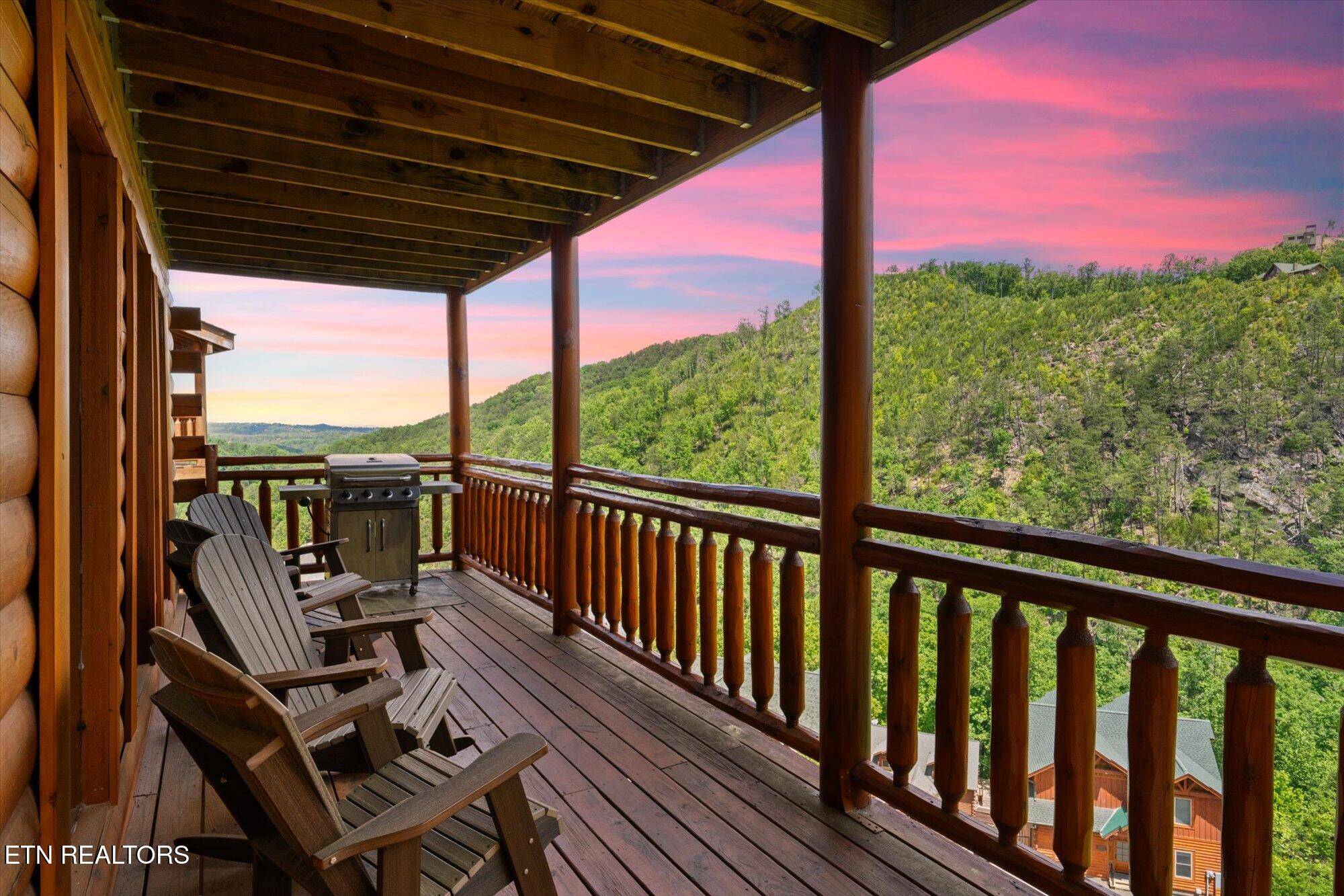 Sevierville, TN 37862,1230 Bird Nest WAY