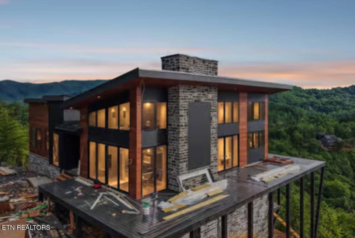 Sevierville, TN 37876,2838 Red Sky DR