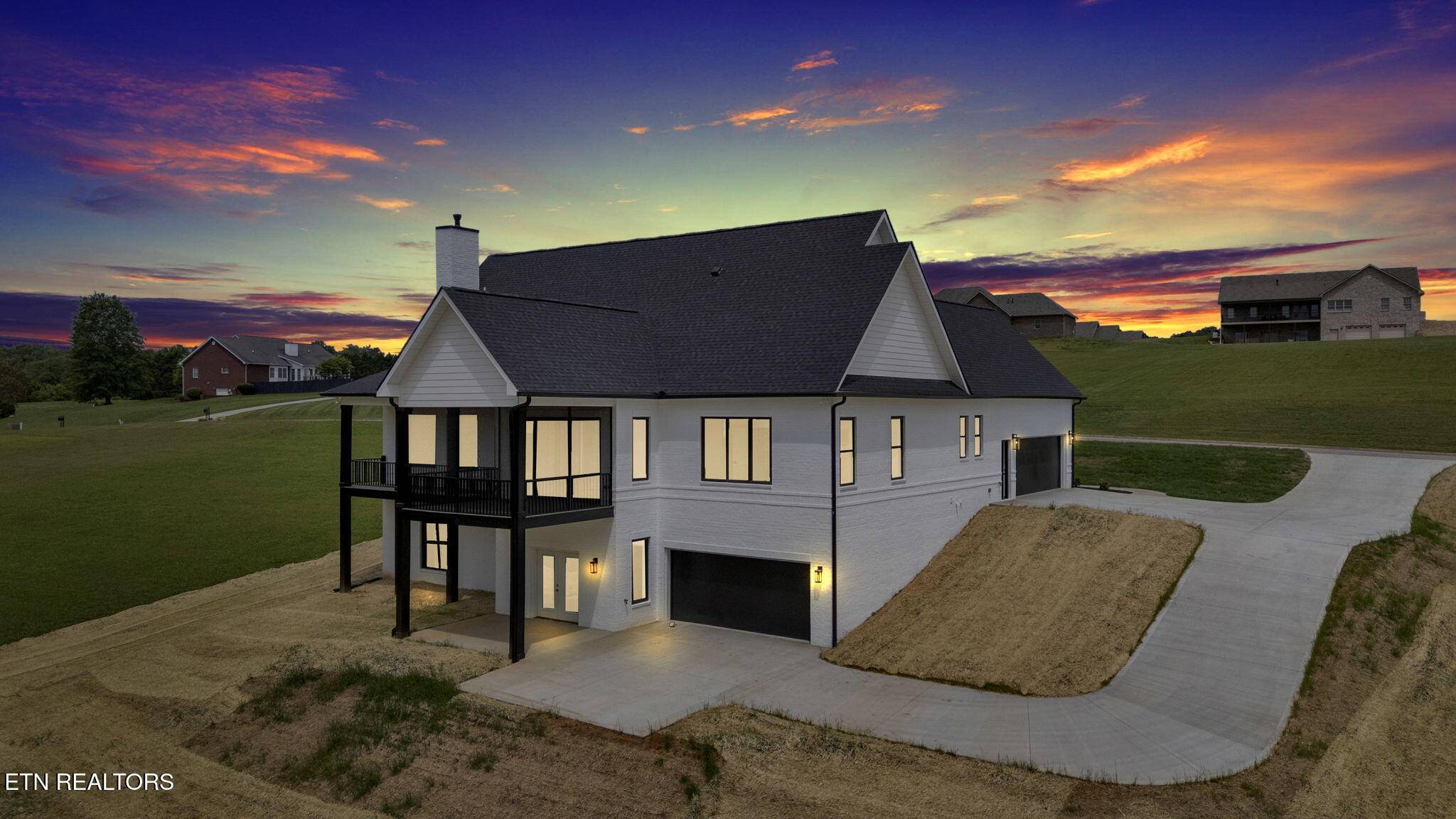 Walland, TN 37886,618 Winding Creek WAY