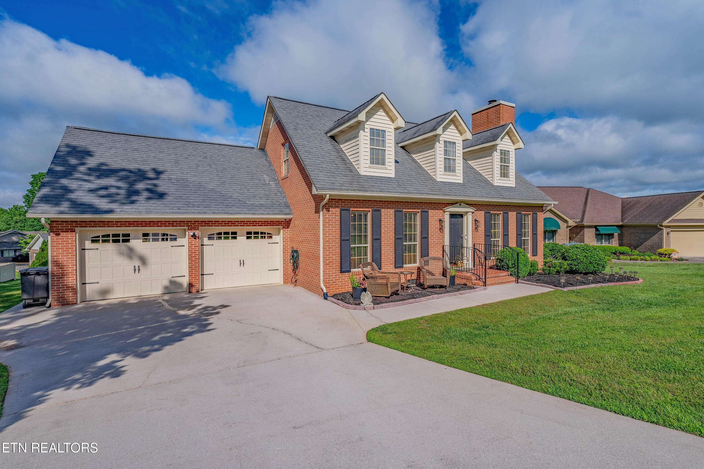 Loudon, TN 37774,312 Cheestana WAY