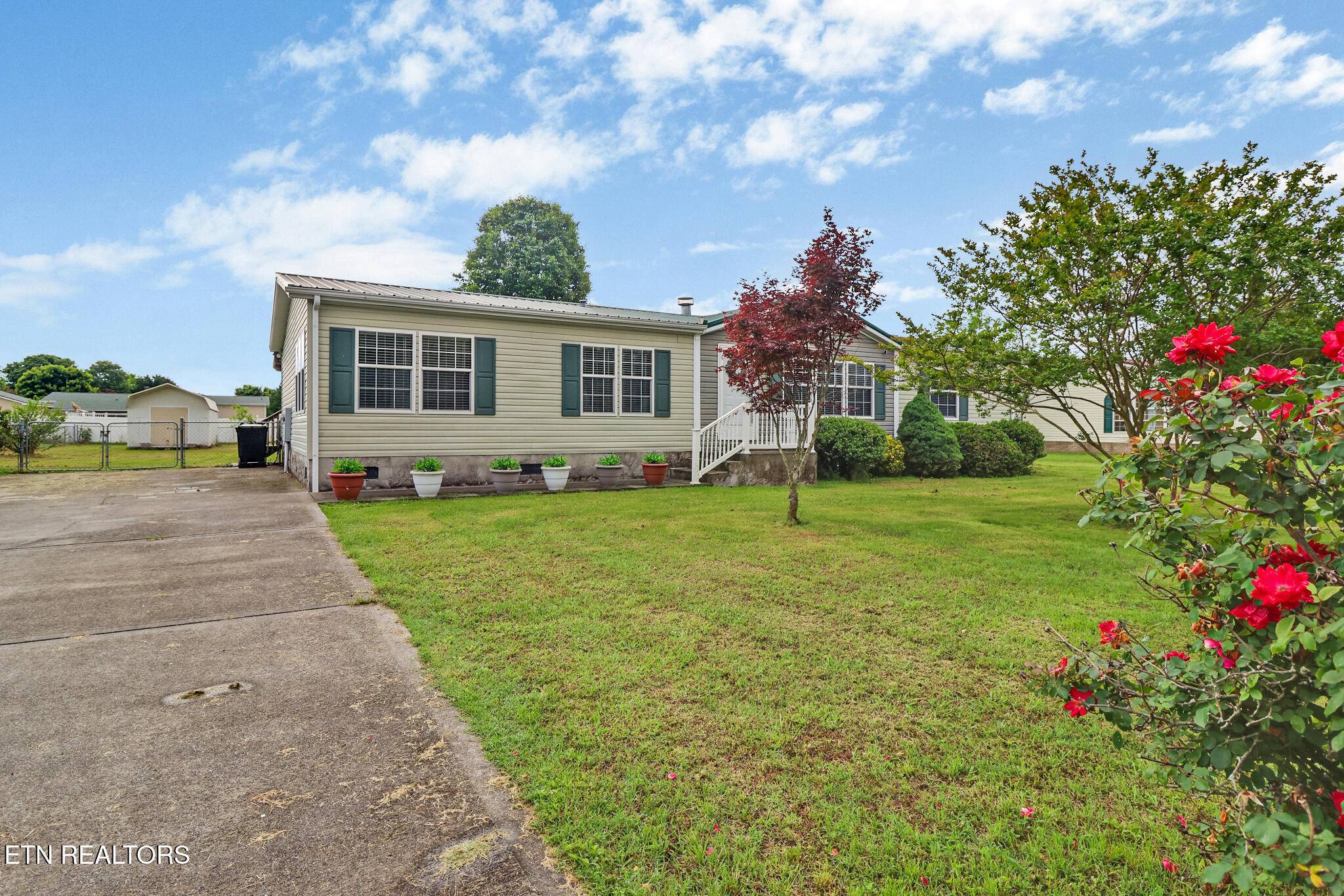 Sevierville, TN 37876,2206 Binginham