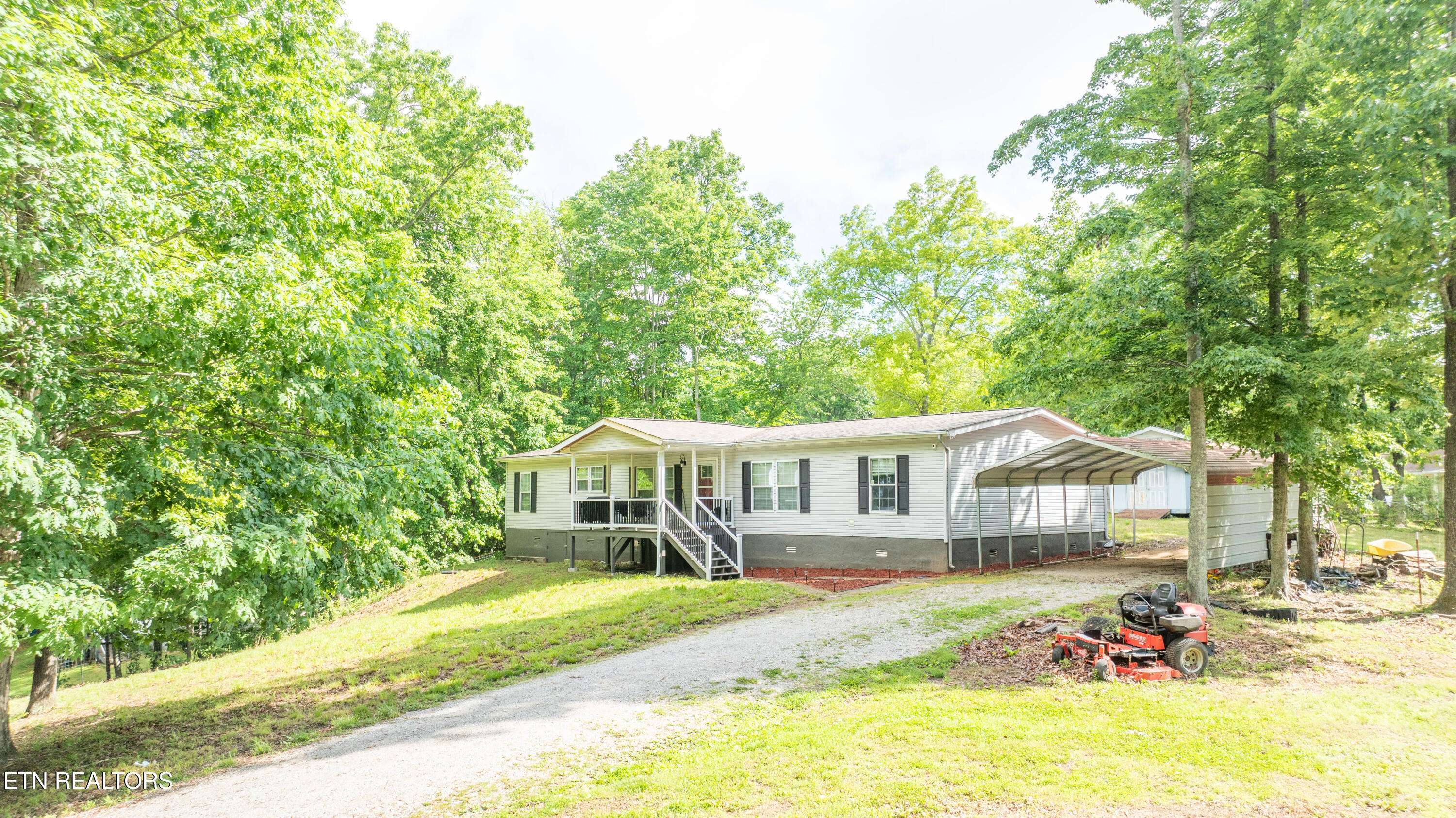 Harriman, TN 37748,124 &118 Nickey LN